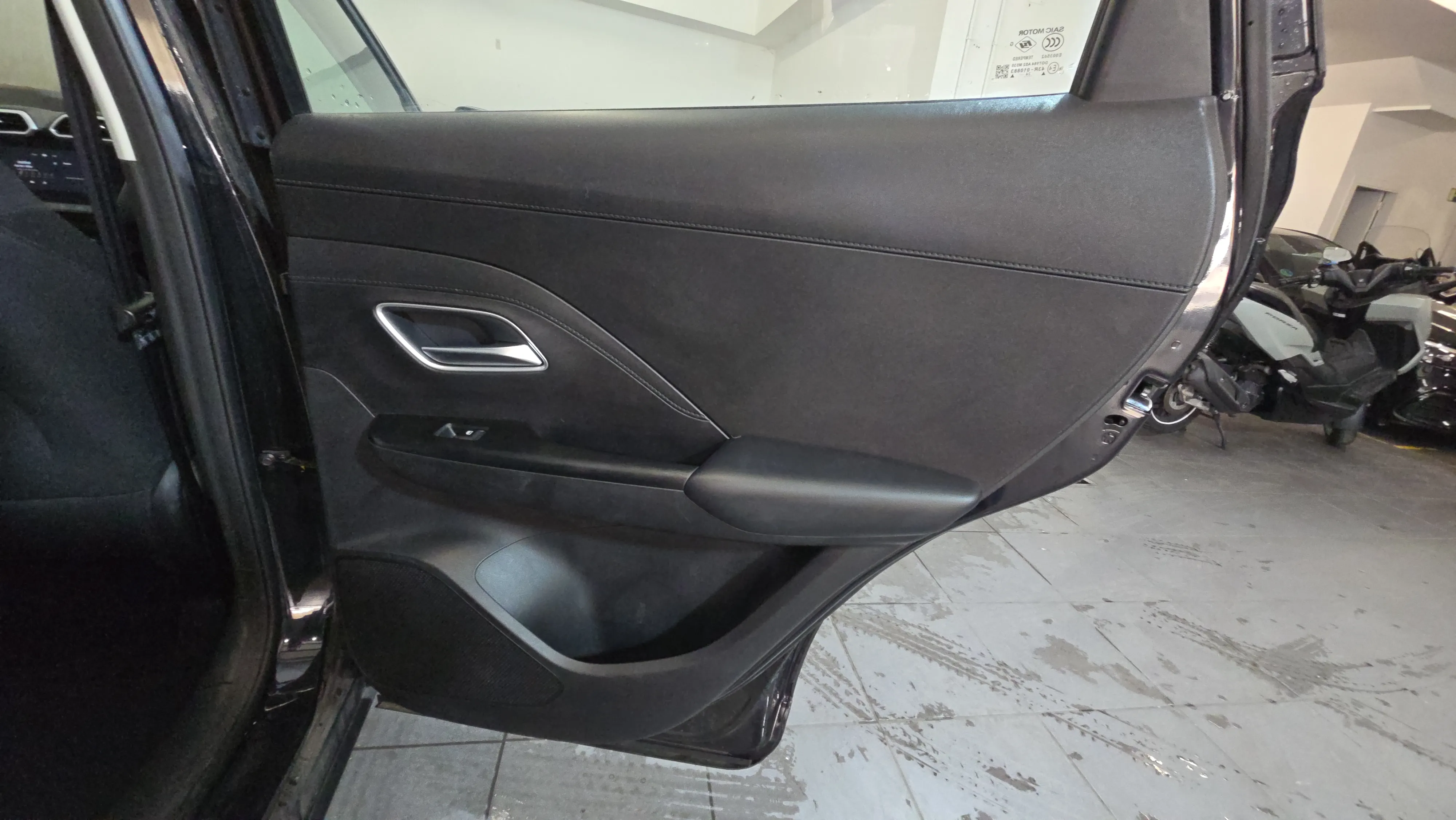 MG ZS Hybrid+ Standard - foto 19