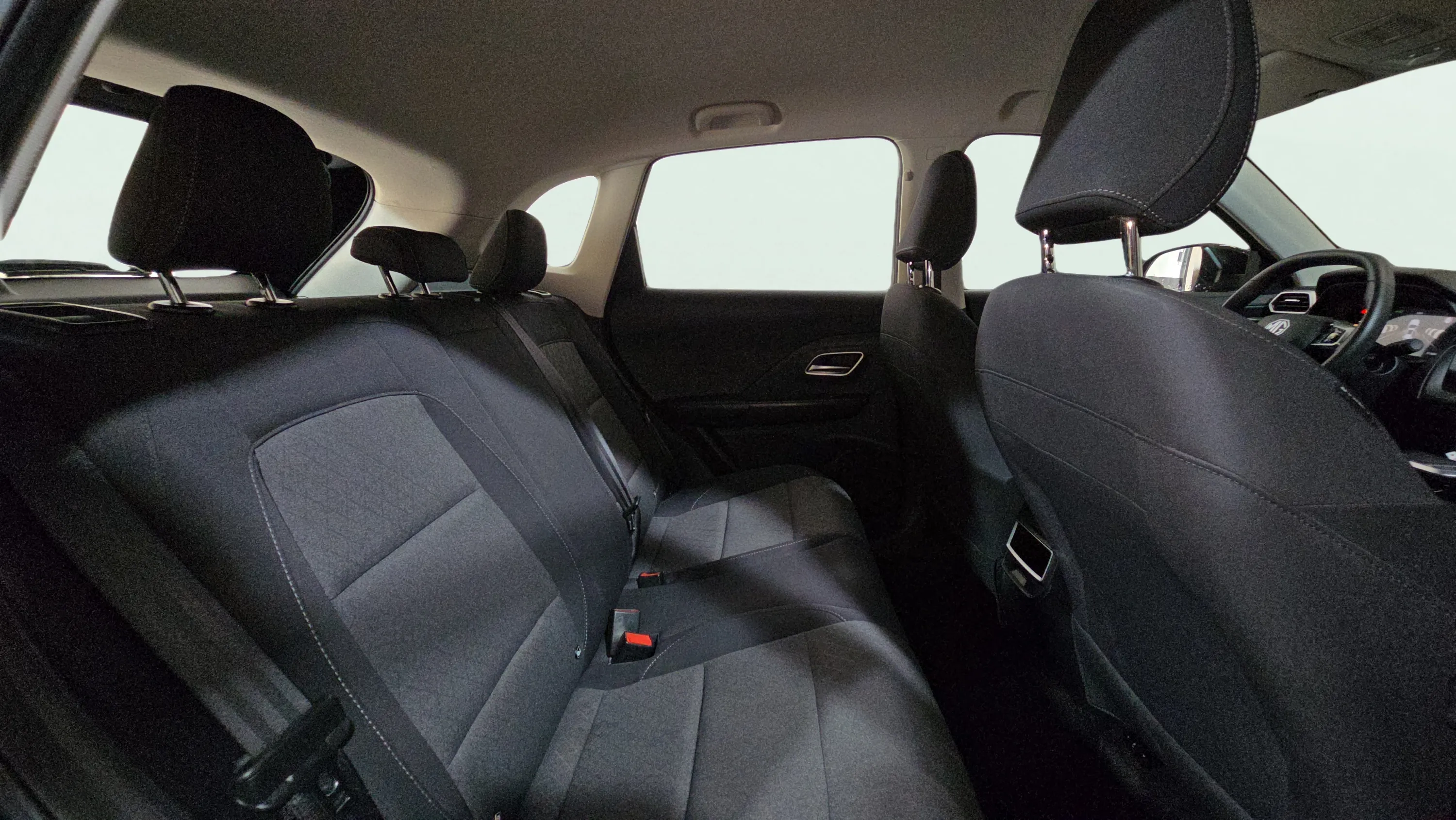 MG ZS Hybrid+ Standard - foto 20