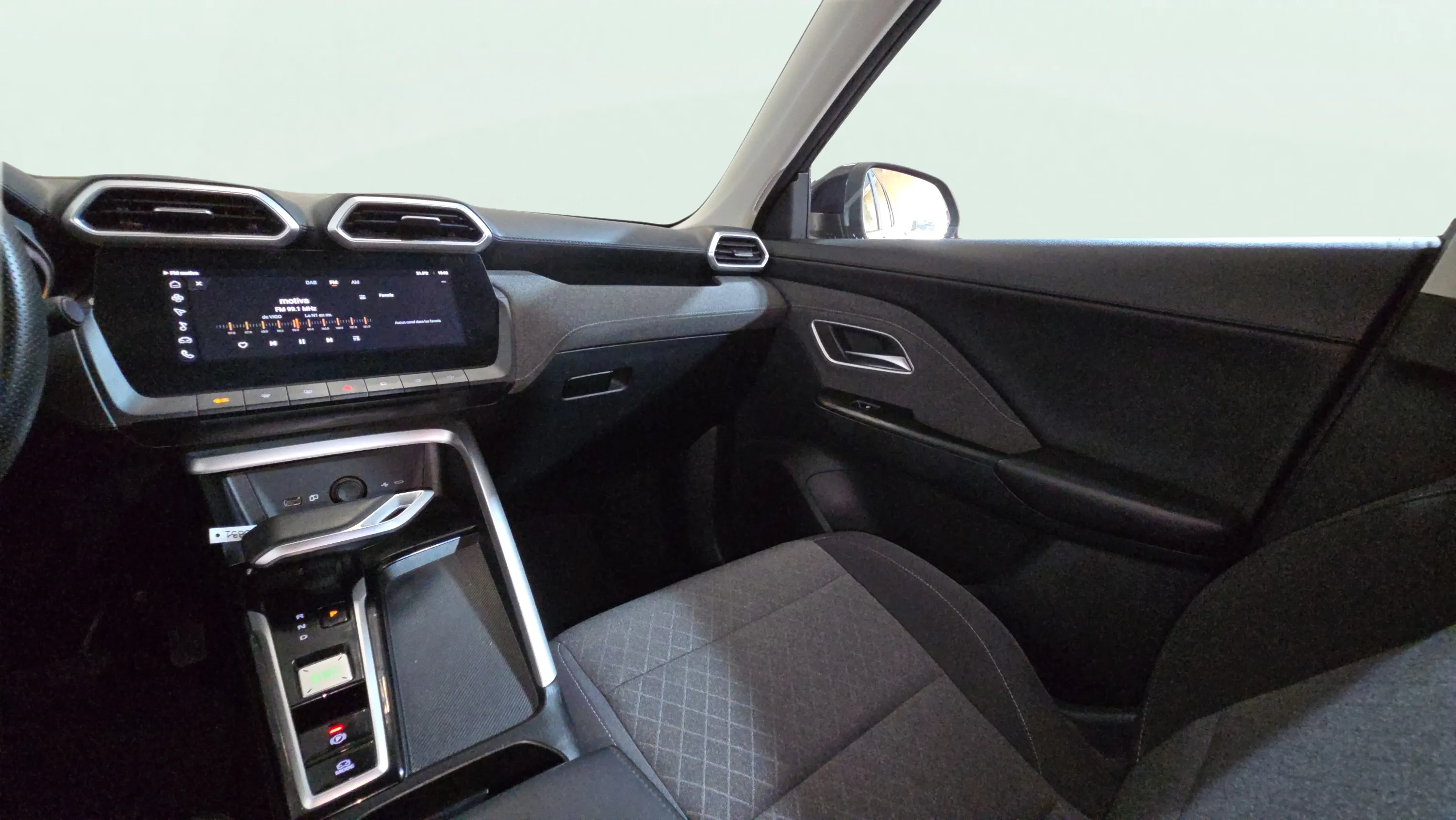 MG ZS Hybrid+ Standard - foto 14