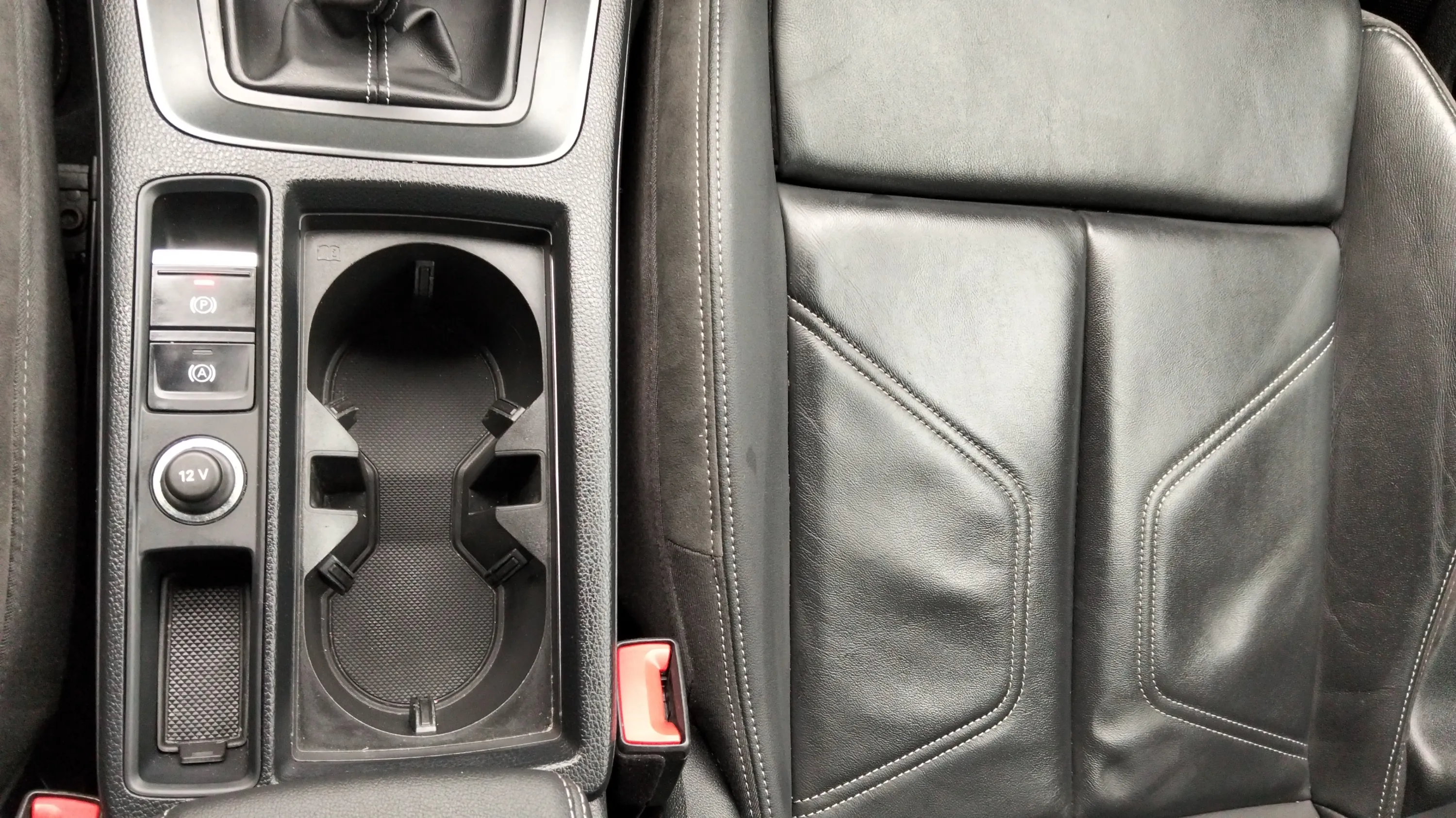 Audi Q3 S line 35 TDI - foto 23