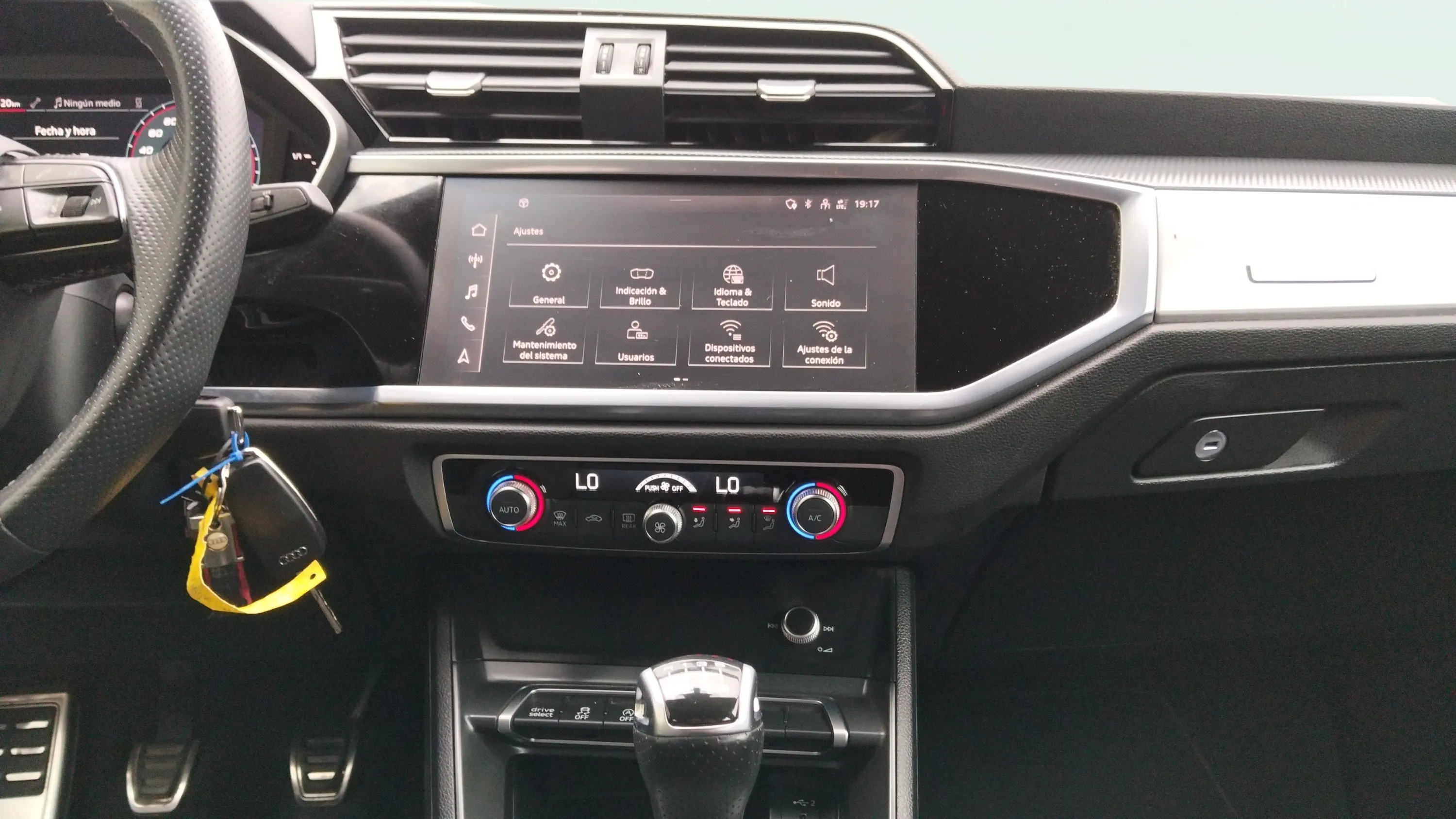 Audi Q3 S line 35 TDI - foto 14
