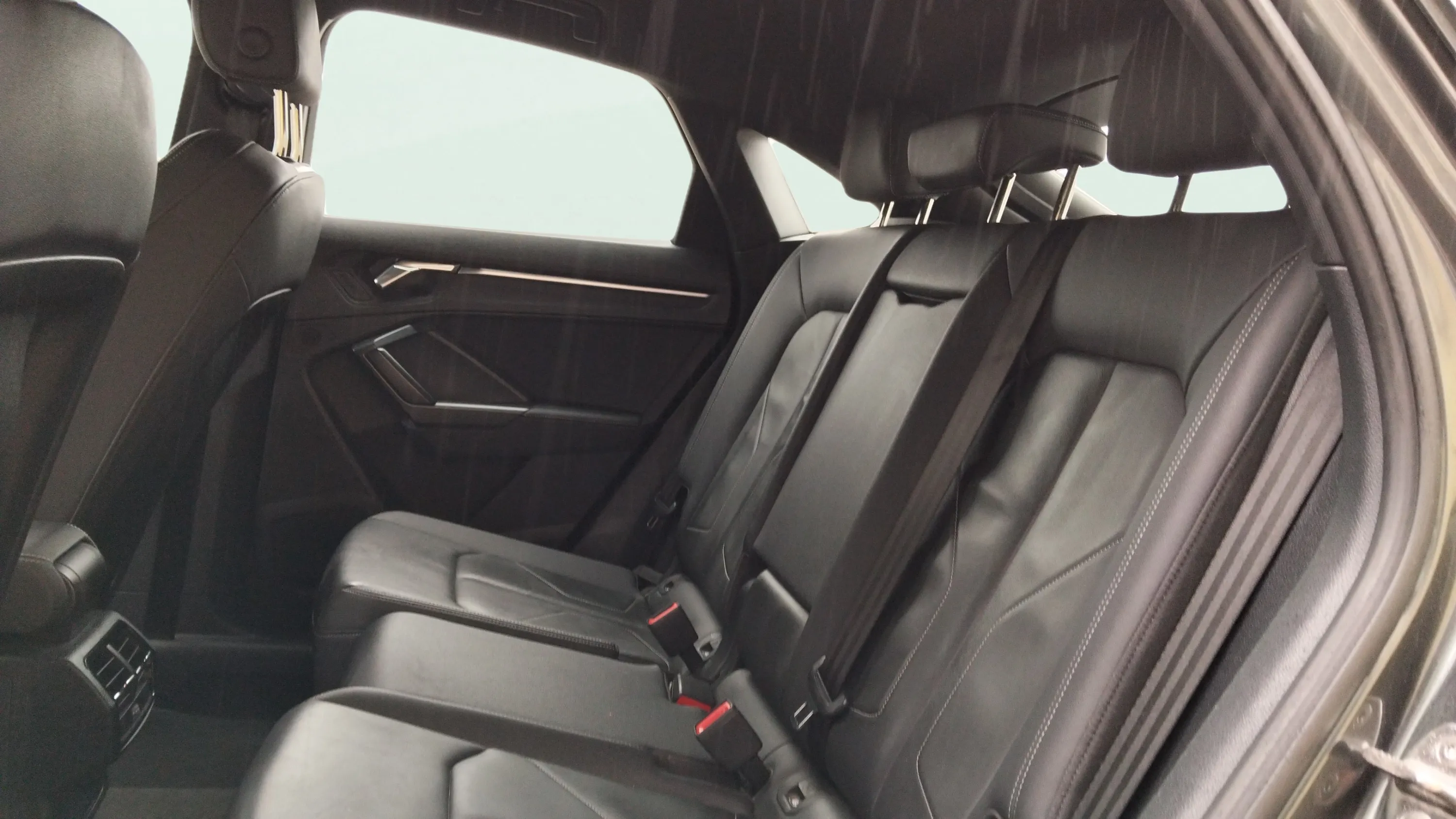 Audi Q3 S line 35 TDI - foto 19