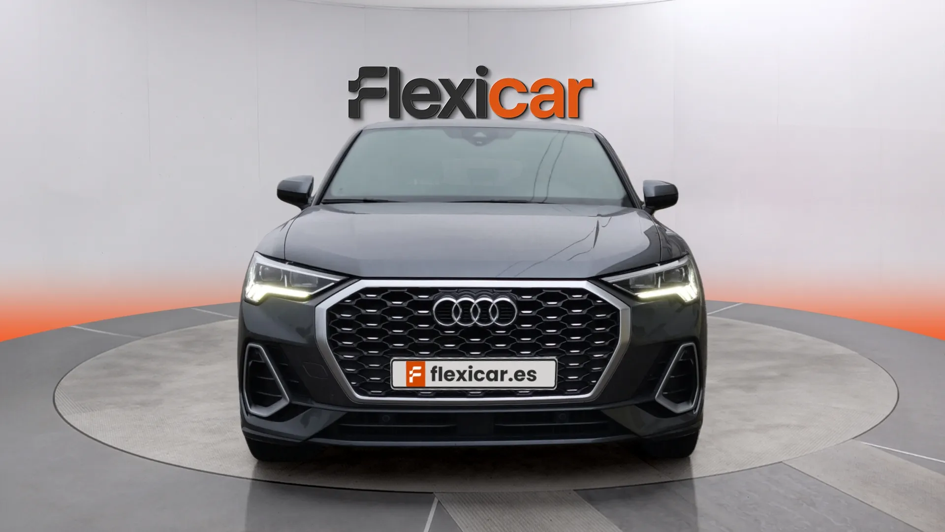 Audi Q3 S line 35 TDI - foto 4