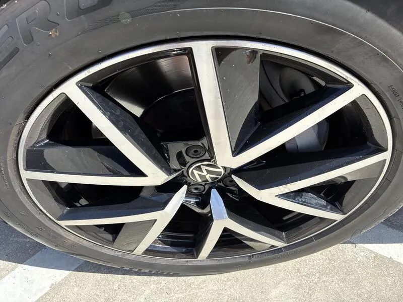 Volkswagen Touareg 3.0 V6 TSI R - foto 11