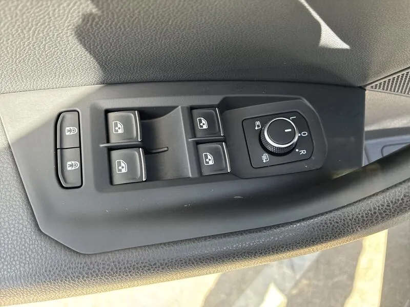 Volkswagen Touareg 3.0 V6 TSI R - foto 29