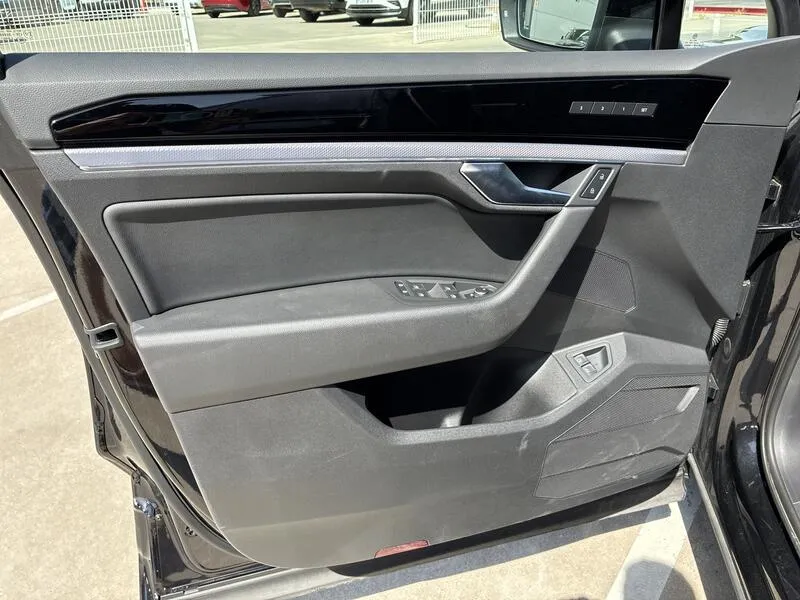 Volkswagen Touareg 3.0 V6 TSI R - foto 28