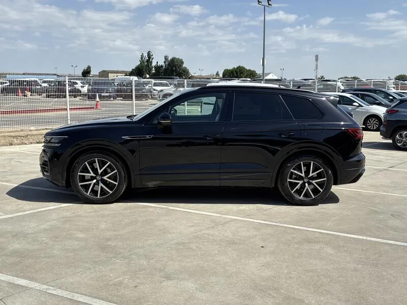 Volkswagen Touareg 3.0 V6 TSI R - foto 3