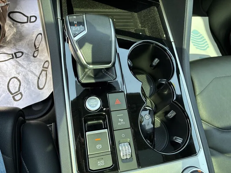 Volkswagen Touareg 3.0 V6 TSI R - foto 45