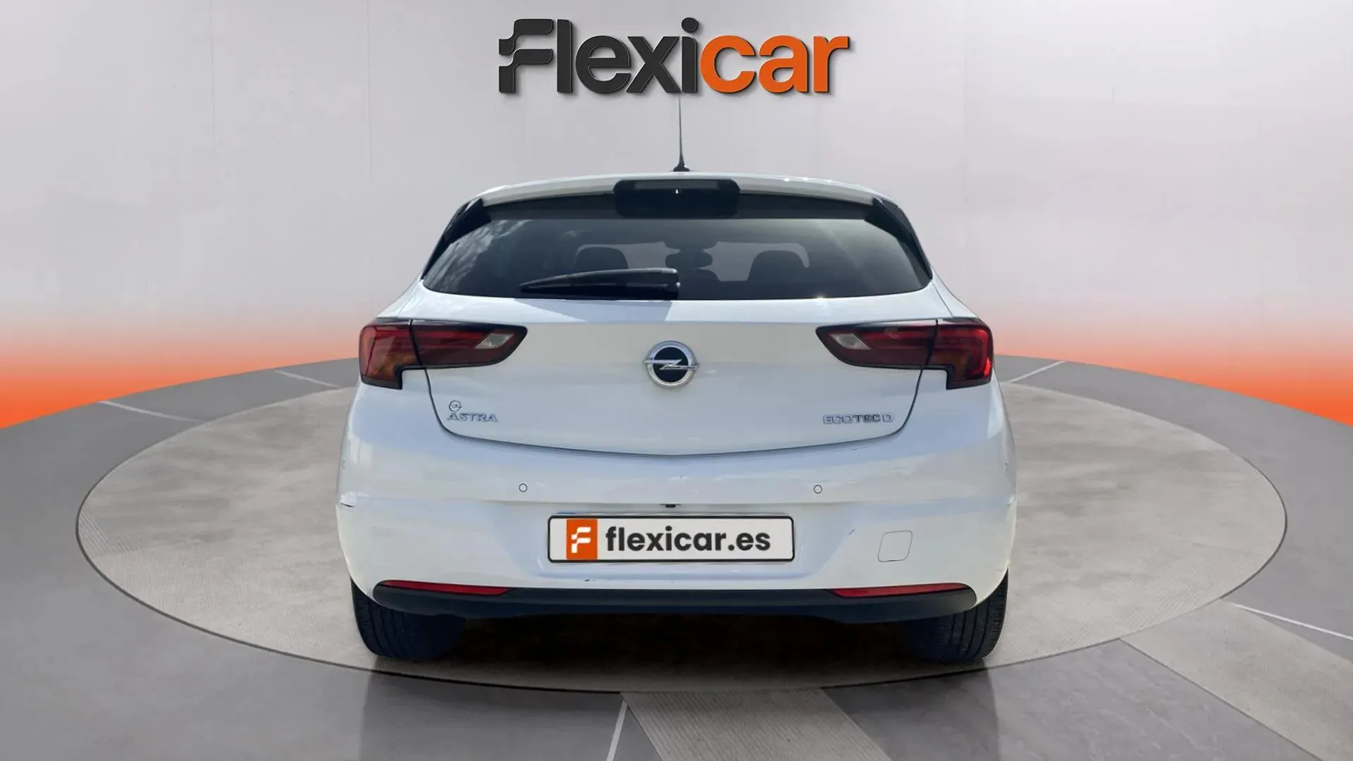Opel Astra 1.6 CDTi Dynamic - foto 6