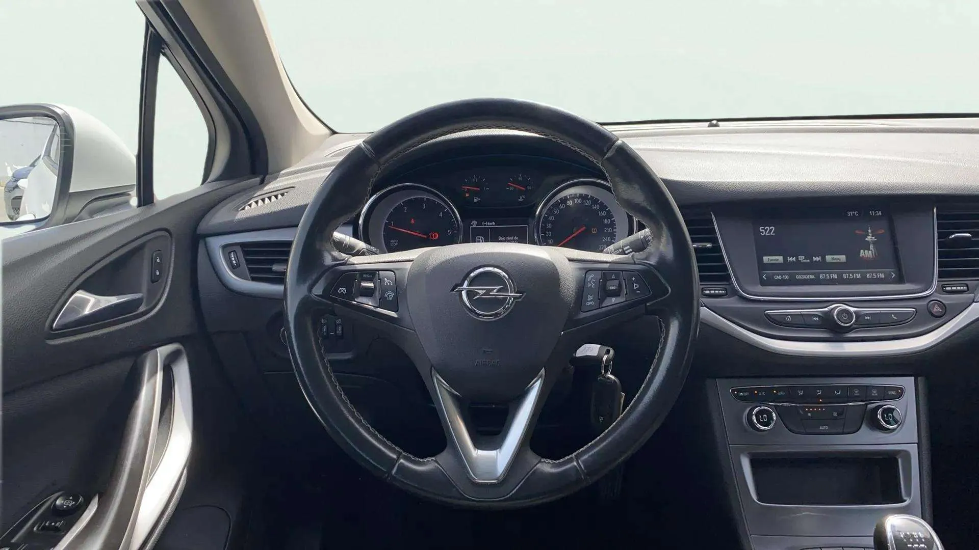 Opel Astra 1.6 CDTi Dynamic - foto 12