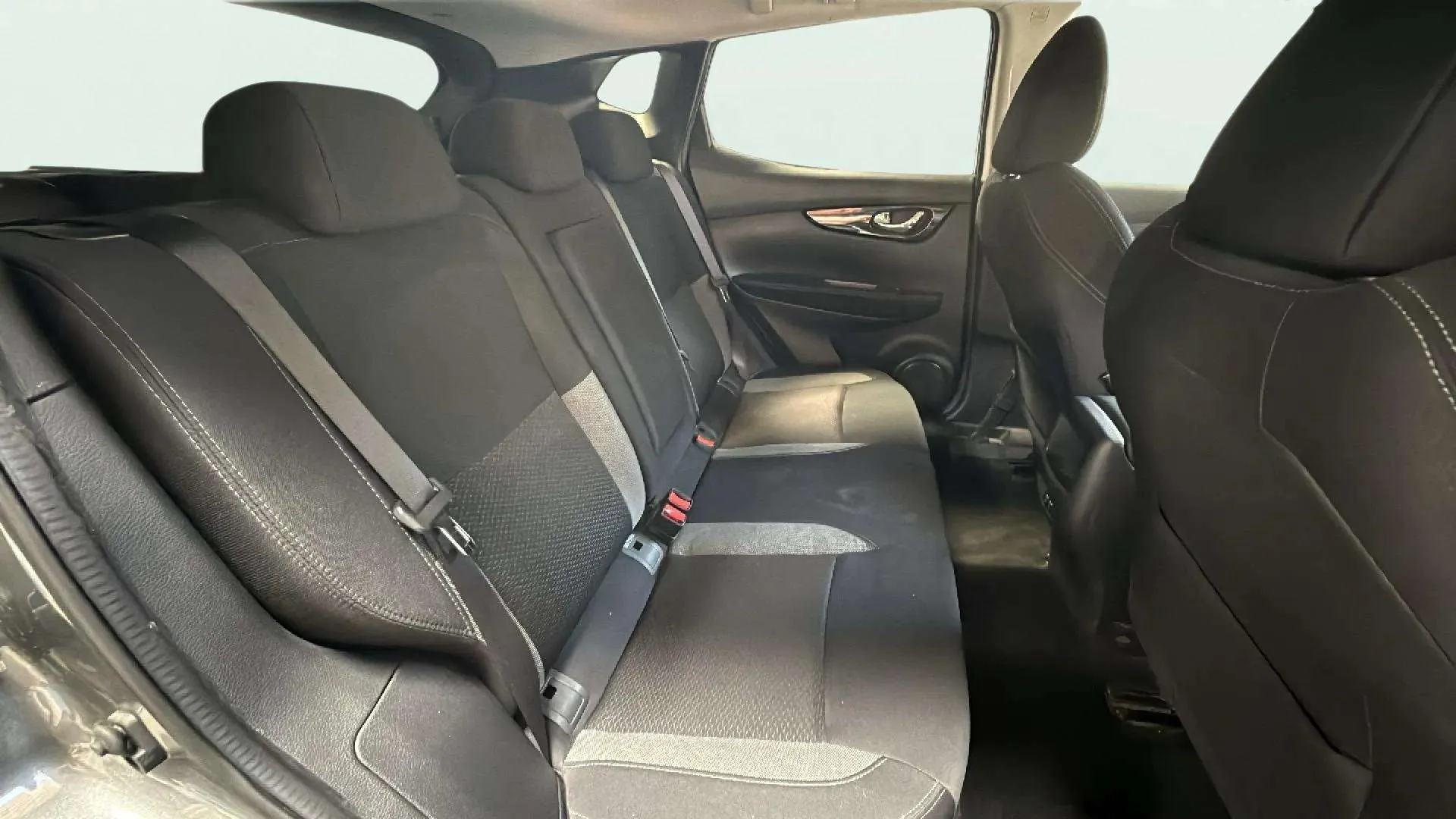 Nissan Qashqai DIG-T E6D N-Connecta - foto 16