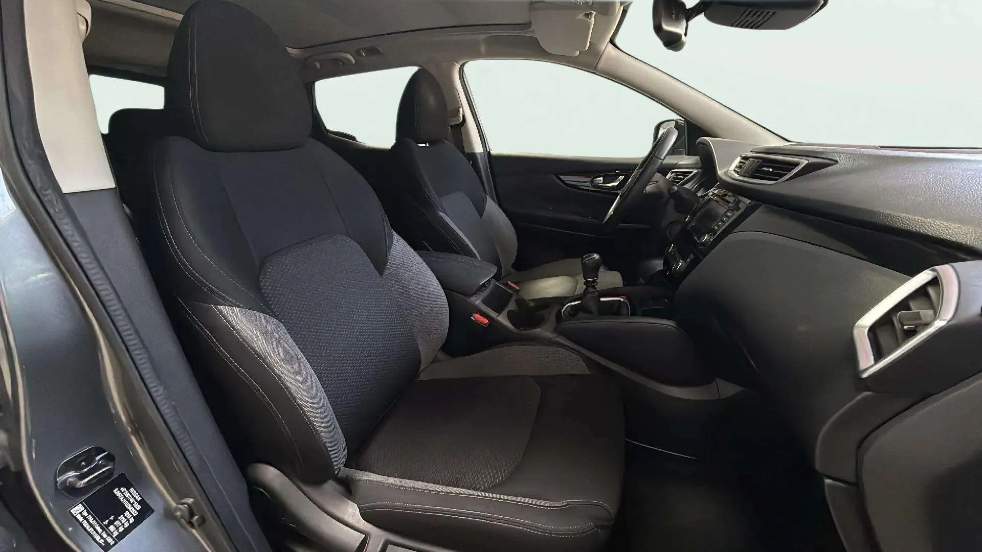 Nissan Qashqai DIG-T E6D N-Connecta - foto 9
