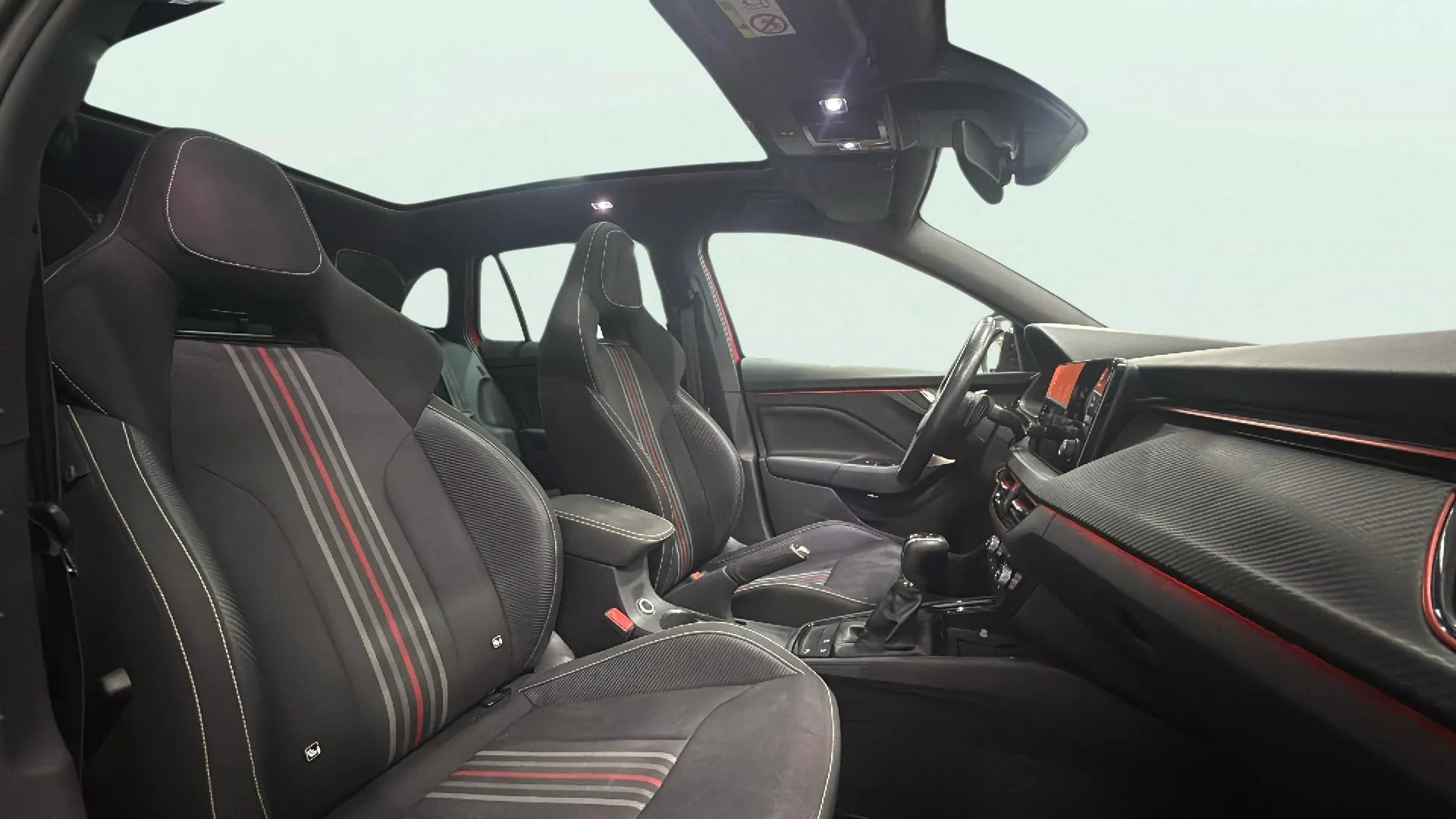 Škoda Scala 1.5 TSI DSG Monte Carlo - foto 13