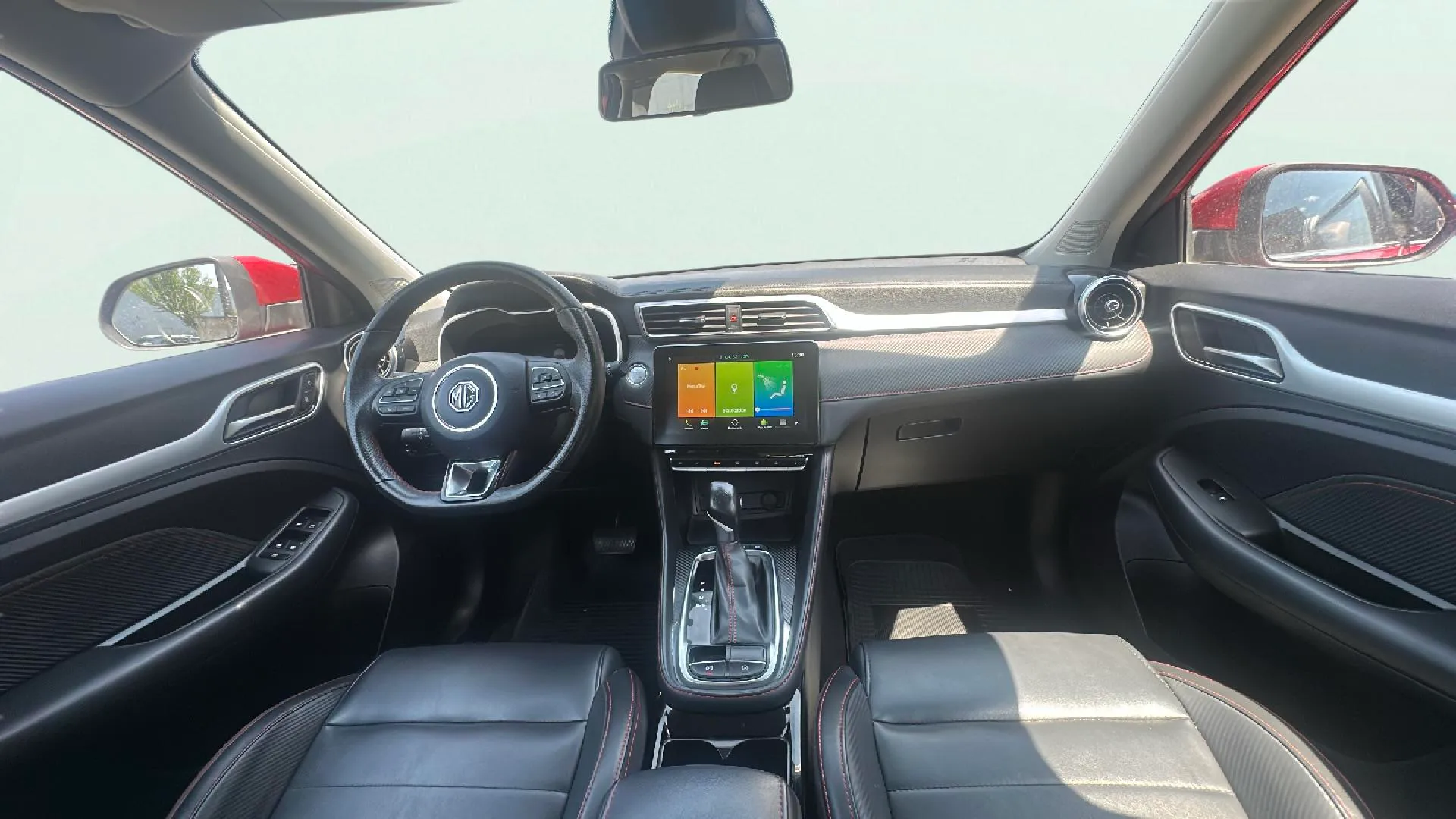 MG ZS 1.0T Luxury - foto 15