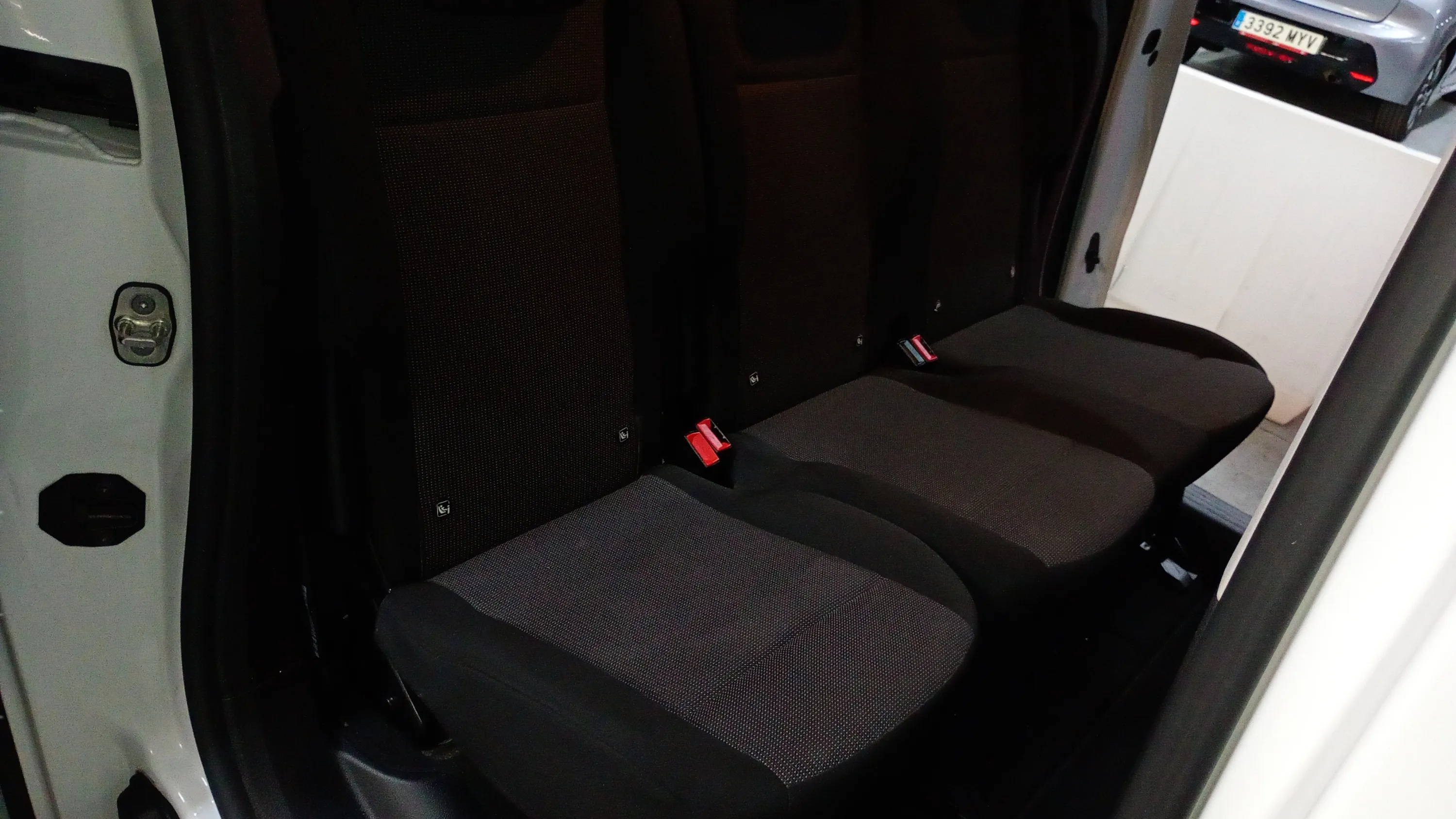 Peugeot Rifter Allure Standard BlueHDi - foto 23