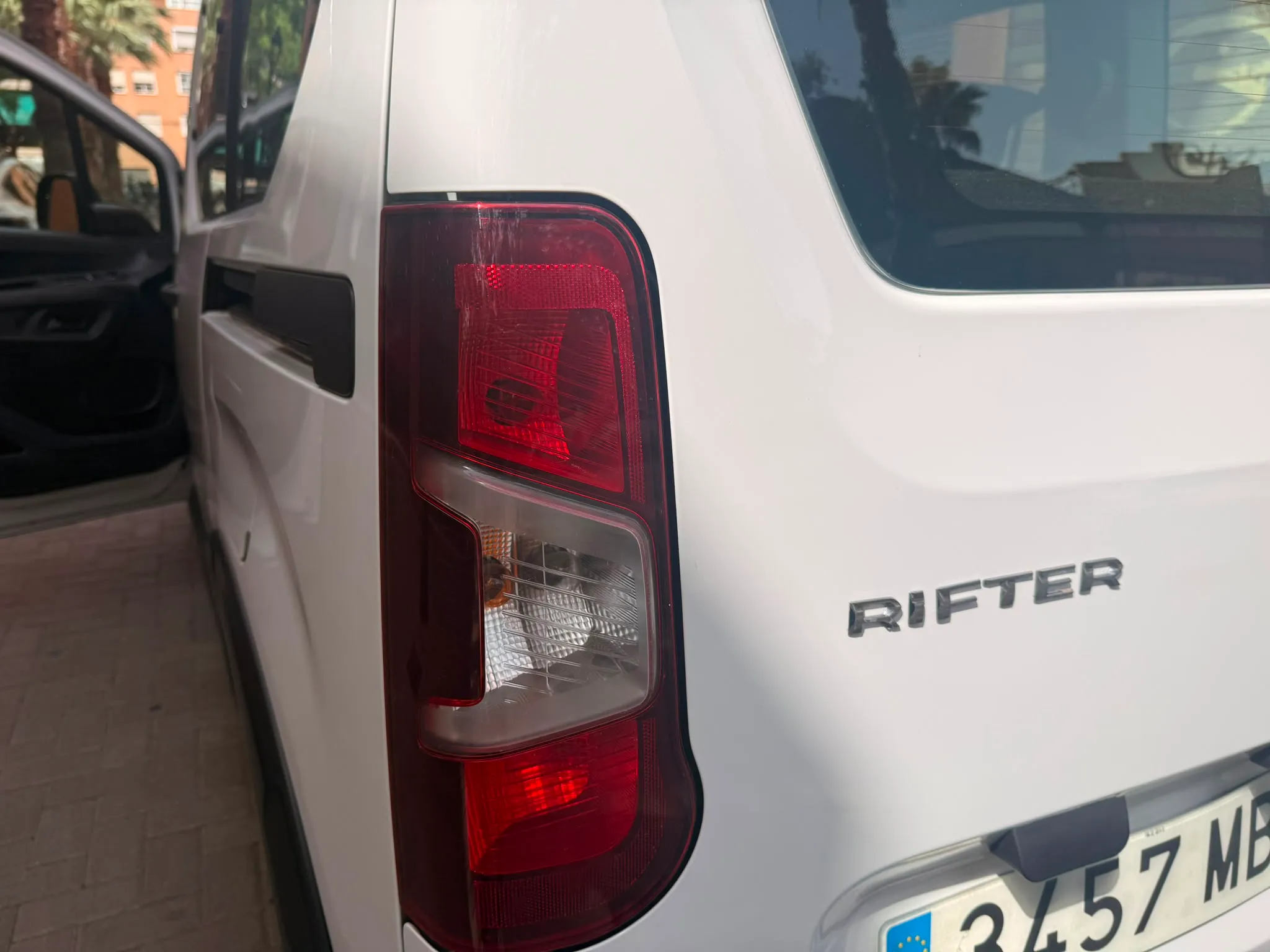 Peugeot Rifter Allure Standard BlueHDi - foto 14