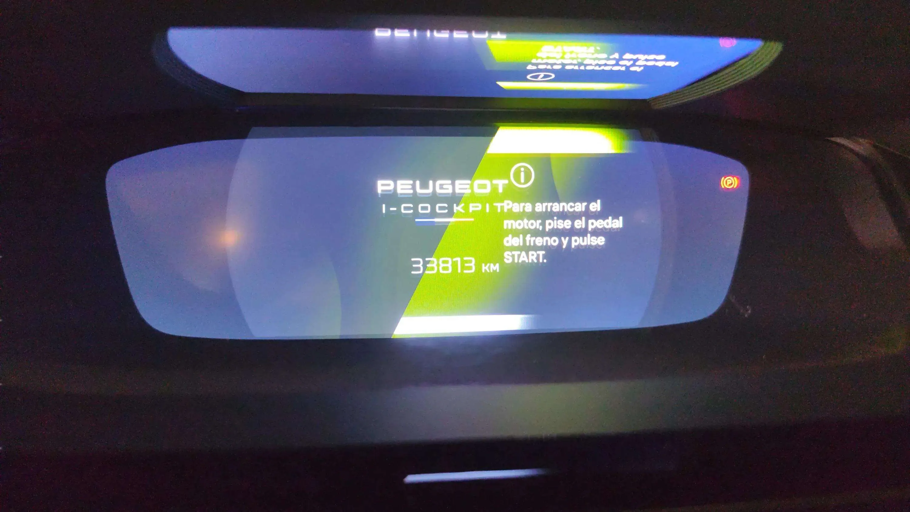 Peugeot 408 GT PHEV 180 e-EAT8 - foto 13