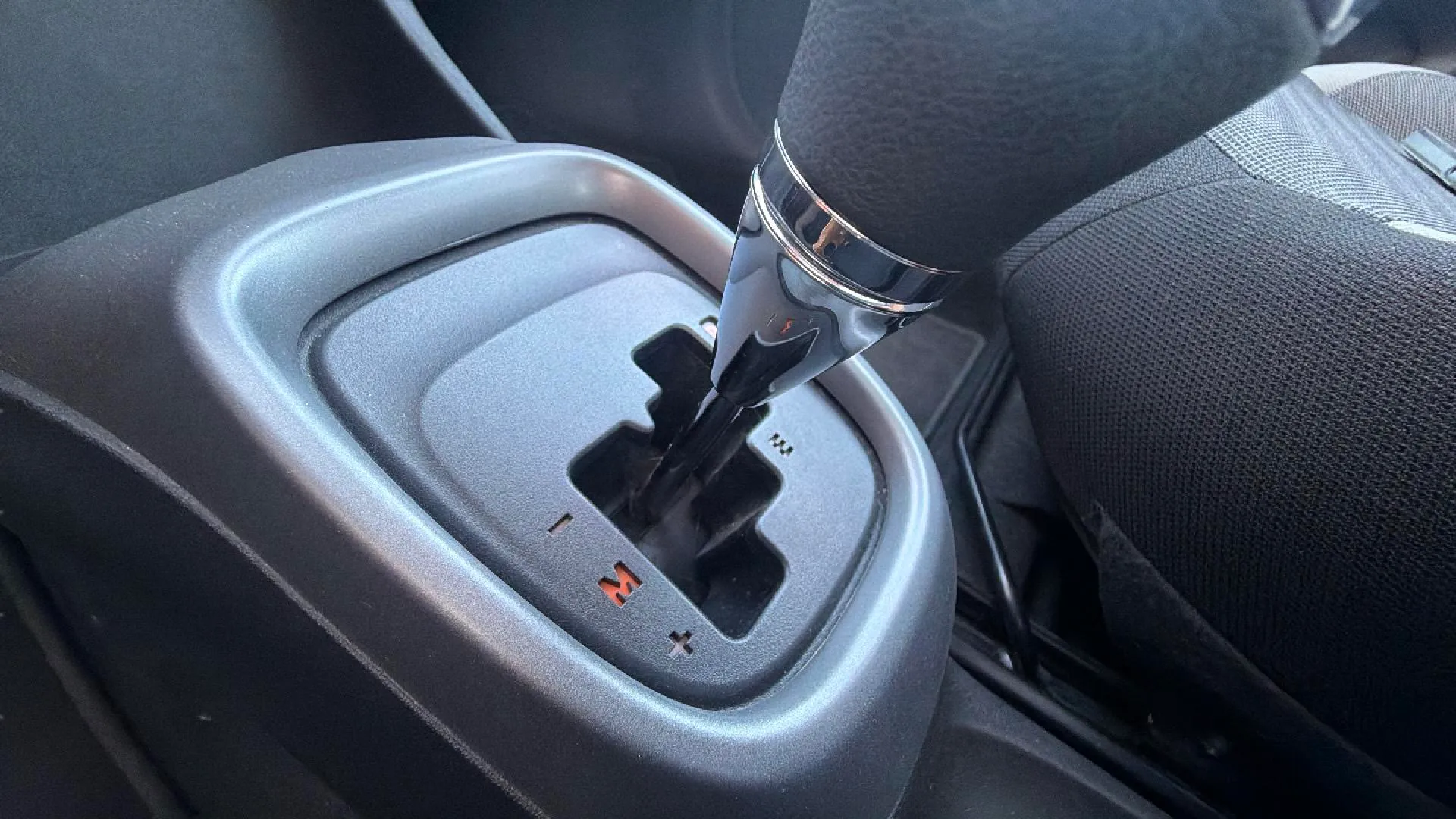 Toyota Aygo 1.0 70 x-play - foto 19