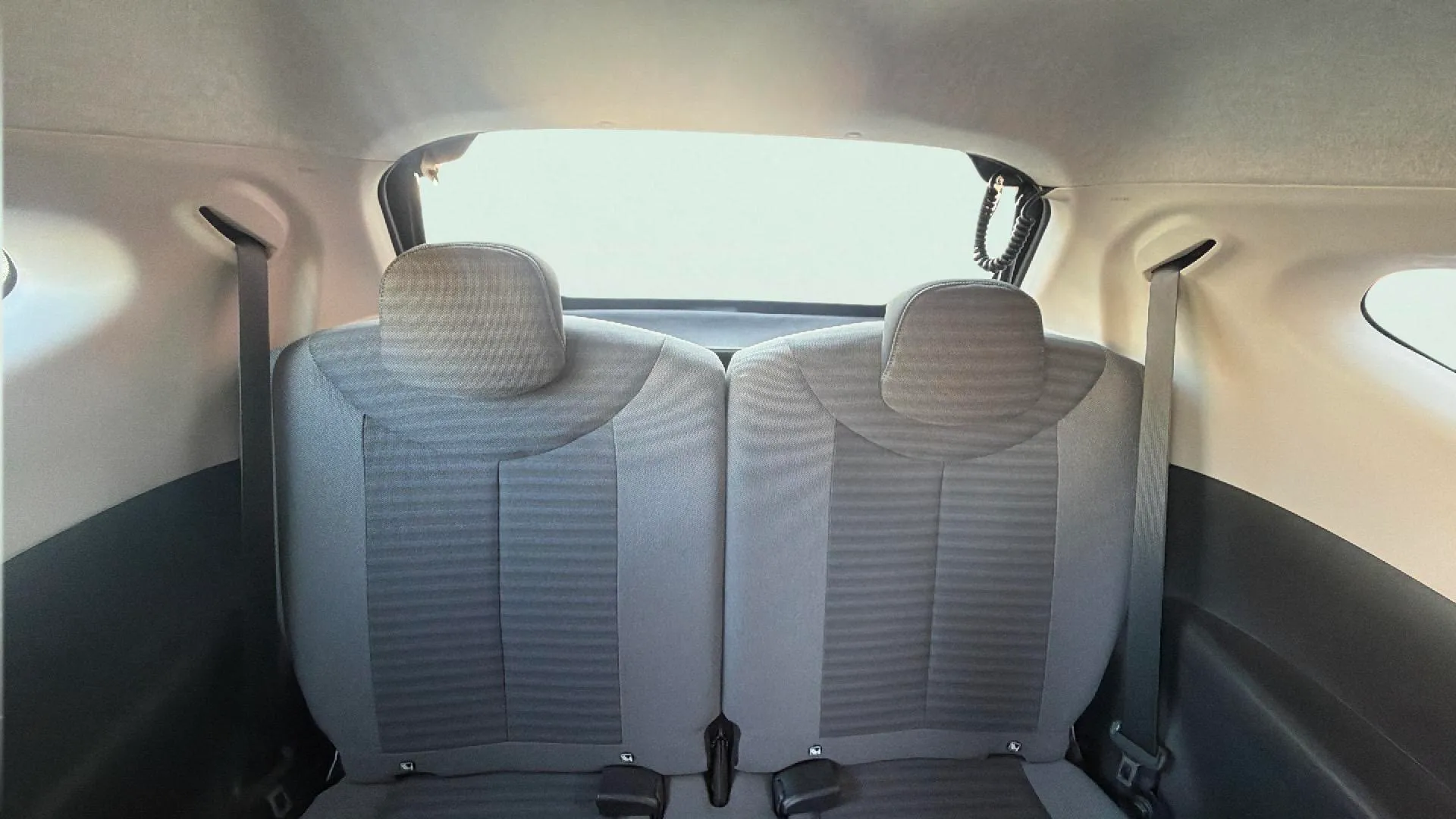 Toyota Aygo 1.0 70 x-play - foto 17