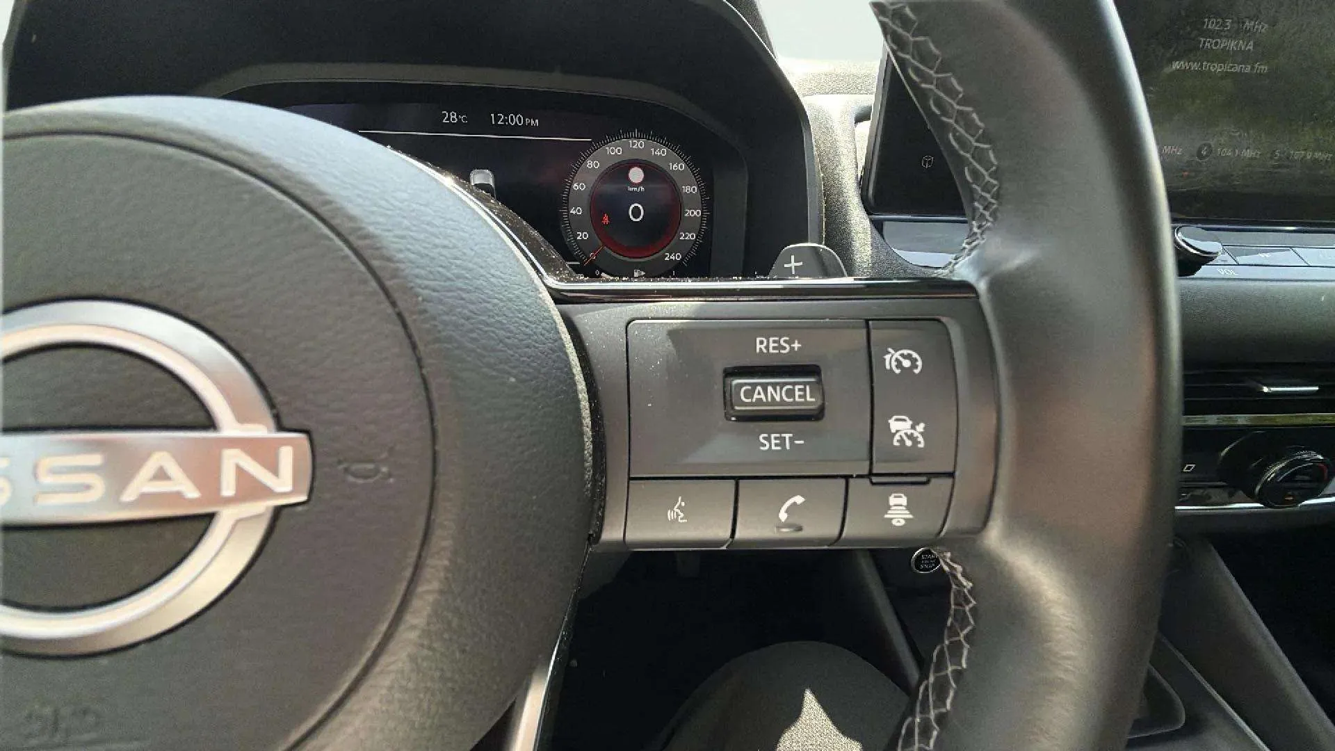 Nissan Qashqai DIG-T Xtronic N-Connecta - foto 13
