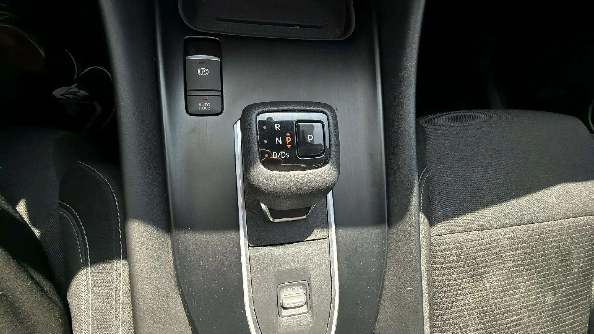 Nissan Qashqai DIG-T Xtronic N-Connecta - foto 18
