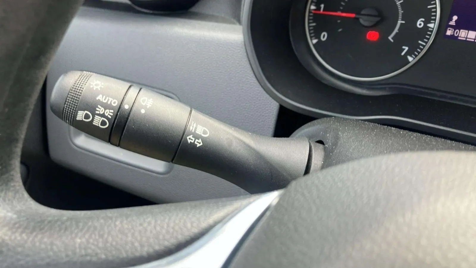 Dacia Duster Essential TCe 4x2 - foto 18