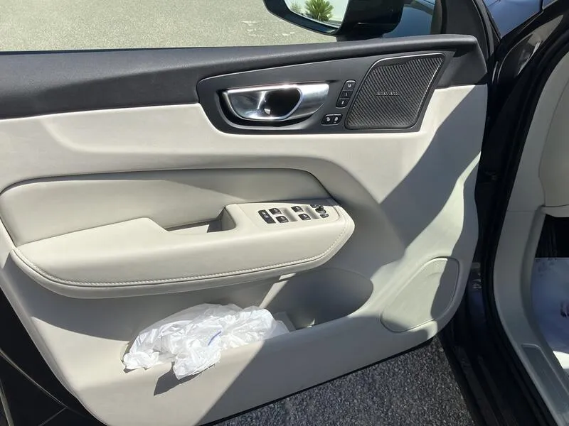 Volvo XC60 2.0 T6 AWD Recharge Ultimate Dark - foto 20