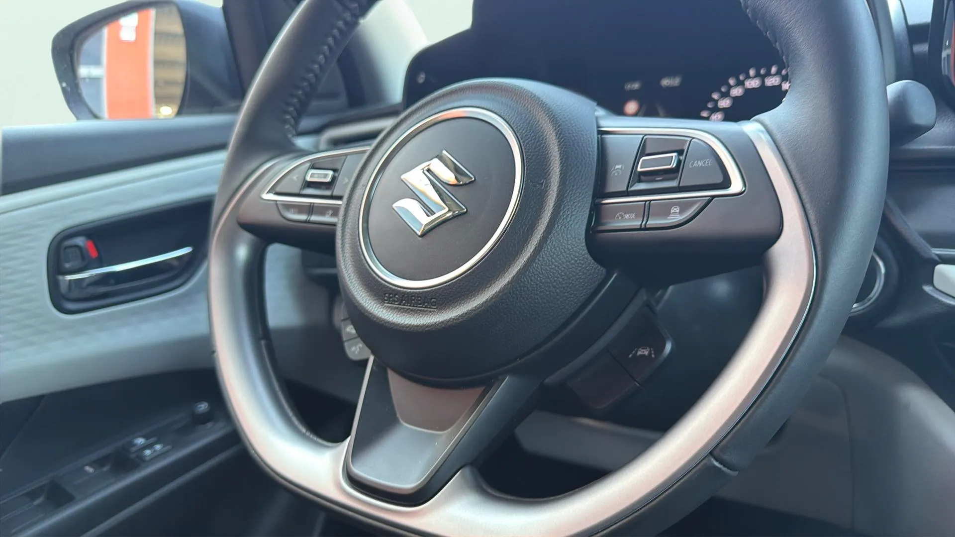 Suzuki Swift 1.2 S2 Mild Hybrid 4WD - foto 21