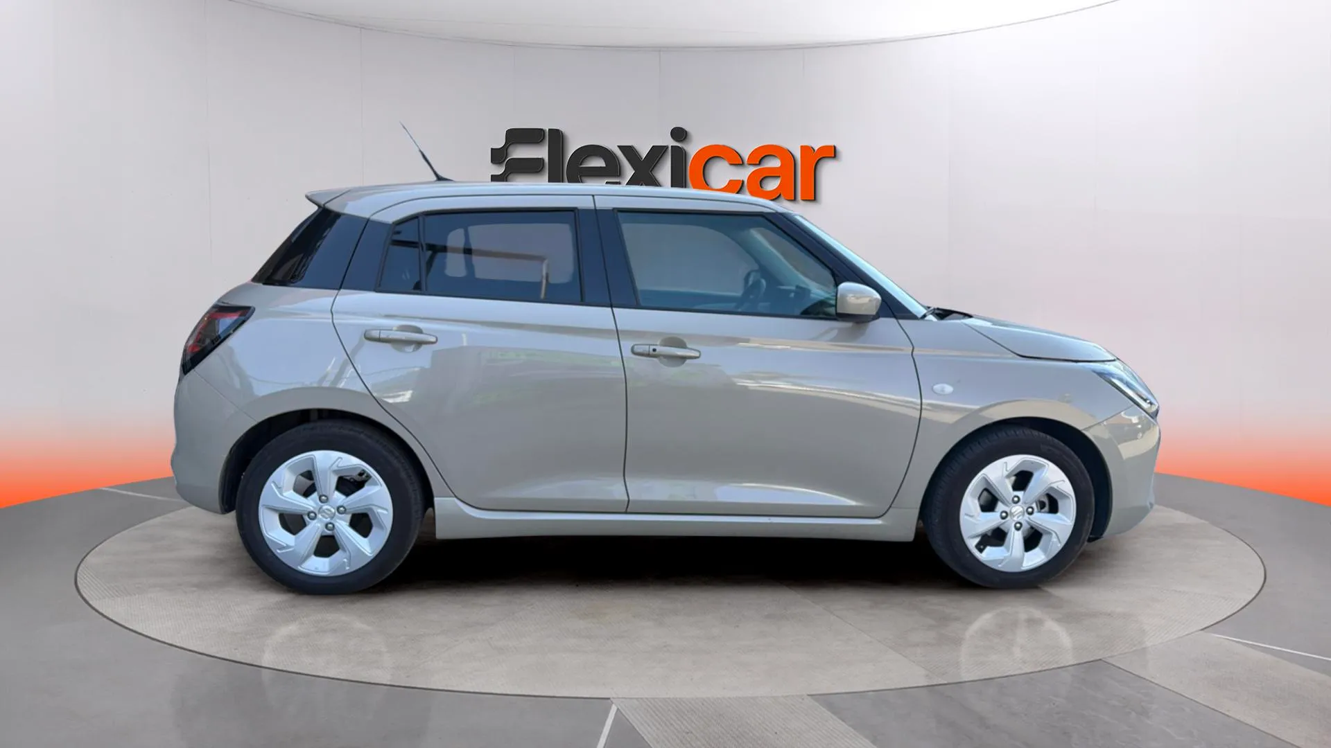 Suzuki Swift 1.2 S2 Mild Hybrid 4WD - foto 2