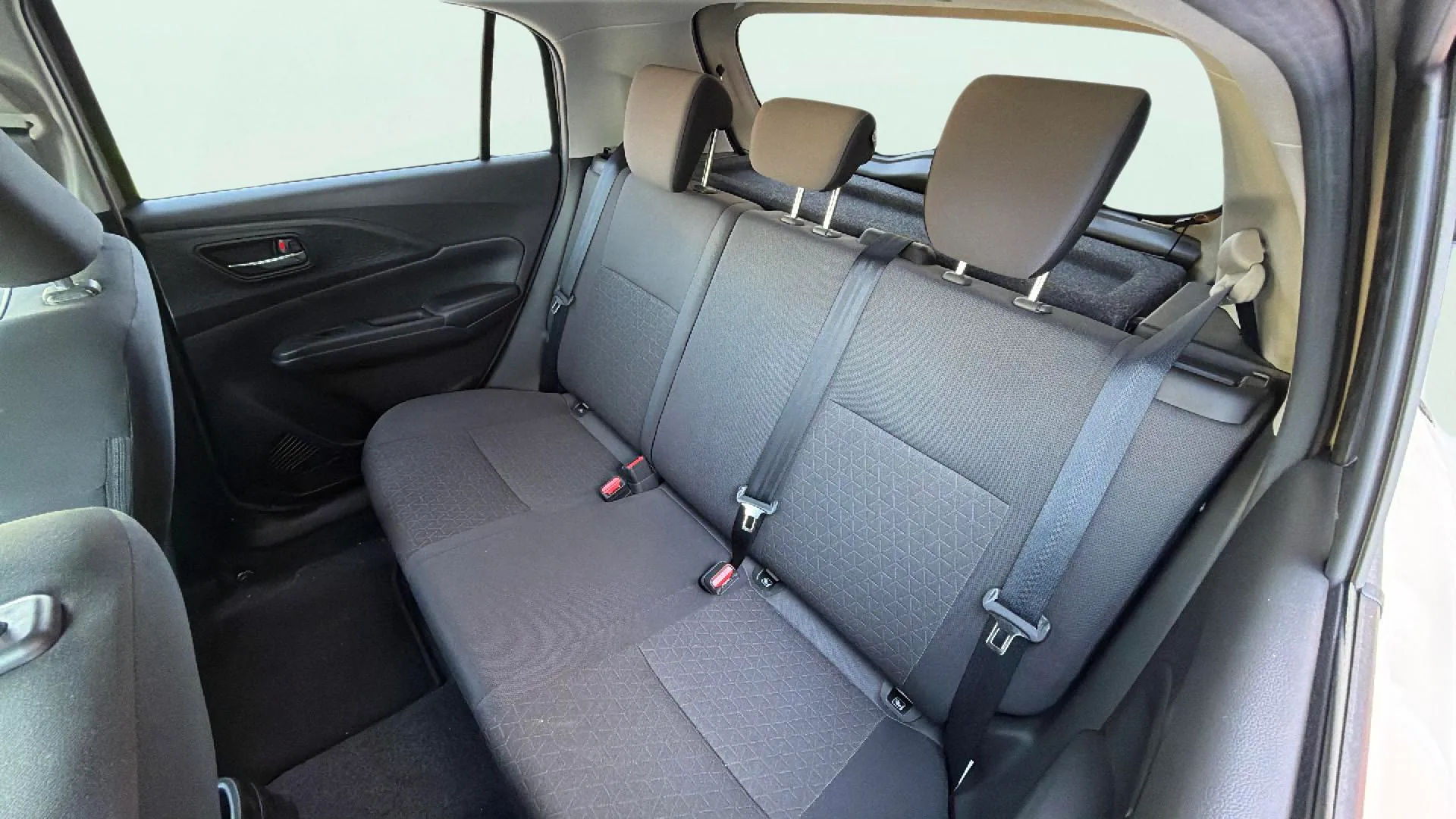 Suzuki Swift 1.2 S2 Mild Hybrid 4WD - foto 13