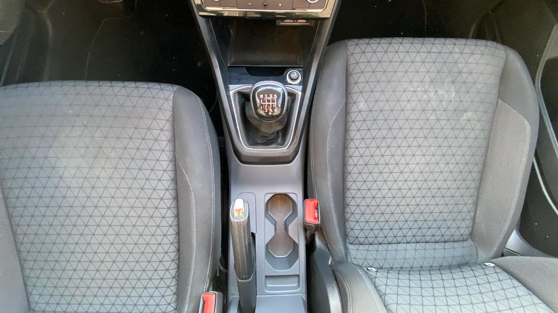 Volkswagen T-Cross Advance 1.0 TSI - foto 21