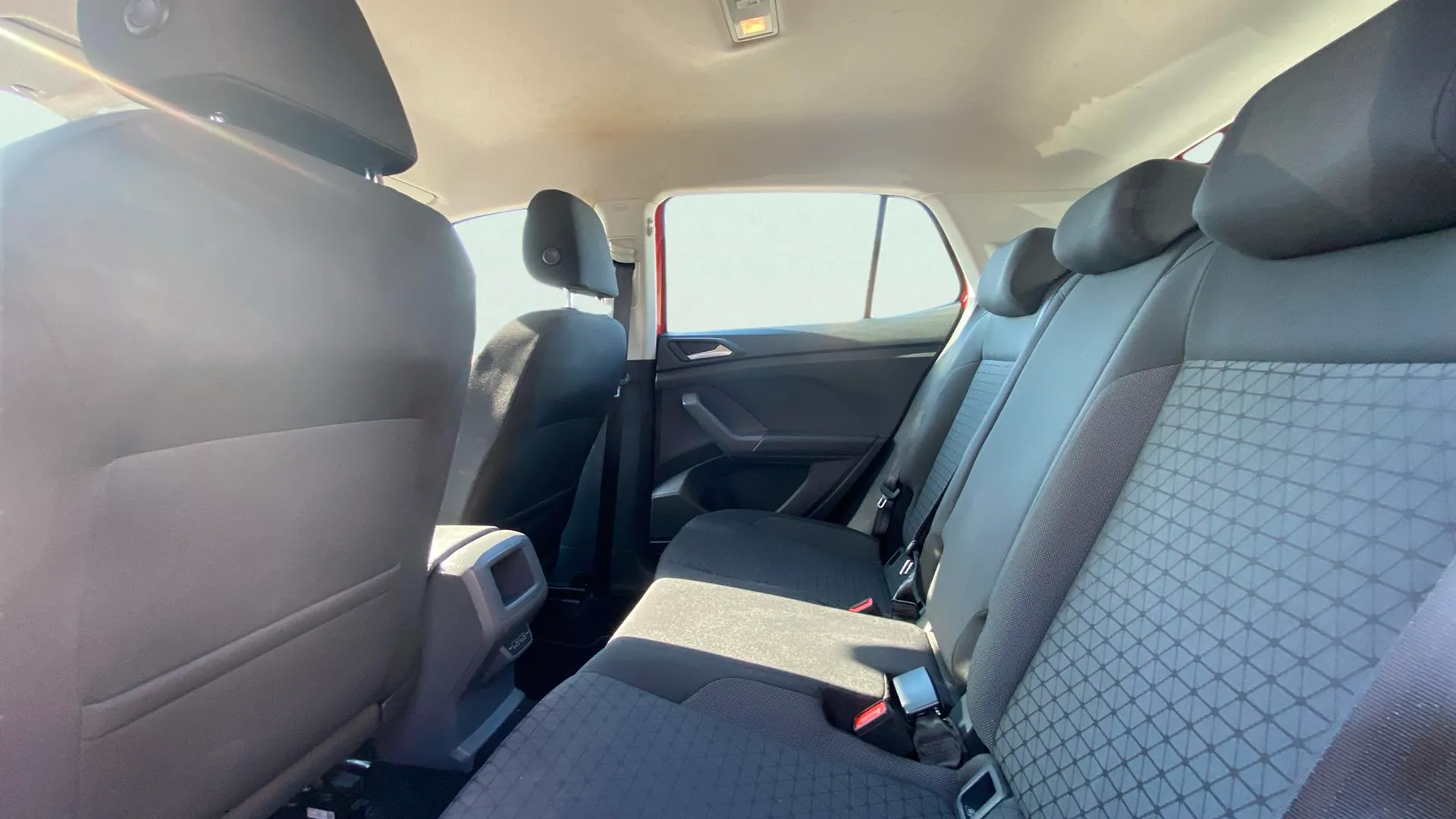 Volkswagen T-Cross Advance 1.0 TSI - foto 11