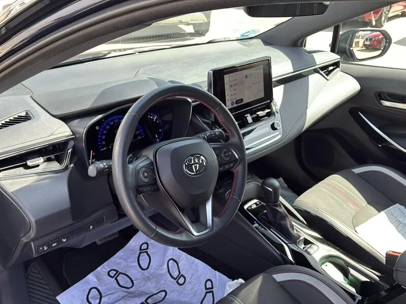 Toyota Corolla 2.0 180H GR-Sport - foto 24