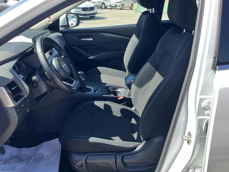 Nissan Qashqai DIG-T mHEV 4x2 Acenta - foto 20