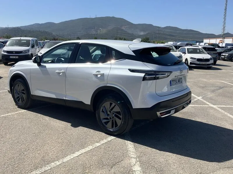 Nissan Qashqai DIG-T mHEV 4x2 Acenta - foto 4