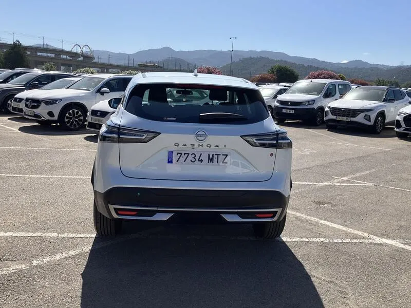 Nissan Qashqai DIG-T mHEV 4x2 Acenta - foto 5