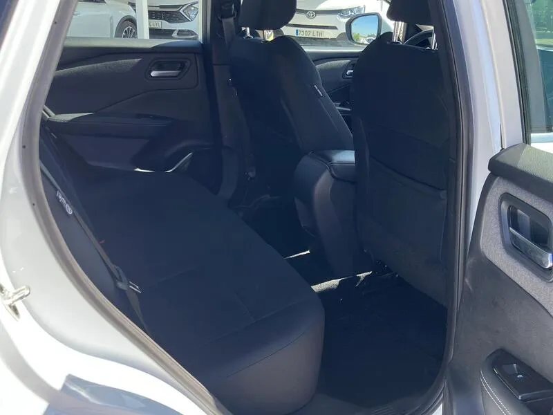 Nissan Qashqai DIG-T mHEV 4x2 Acenta - foto 27