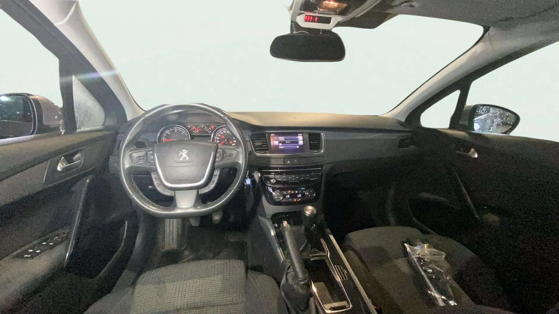 Peugeot 508 SW Active 1.6 BlueHDi - foto 12