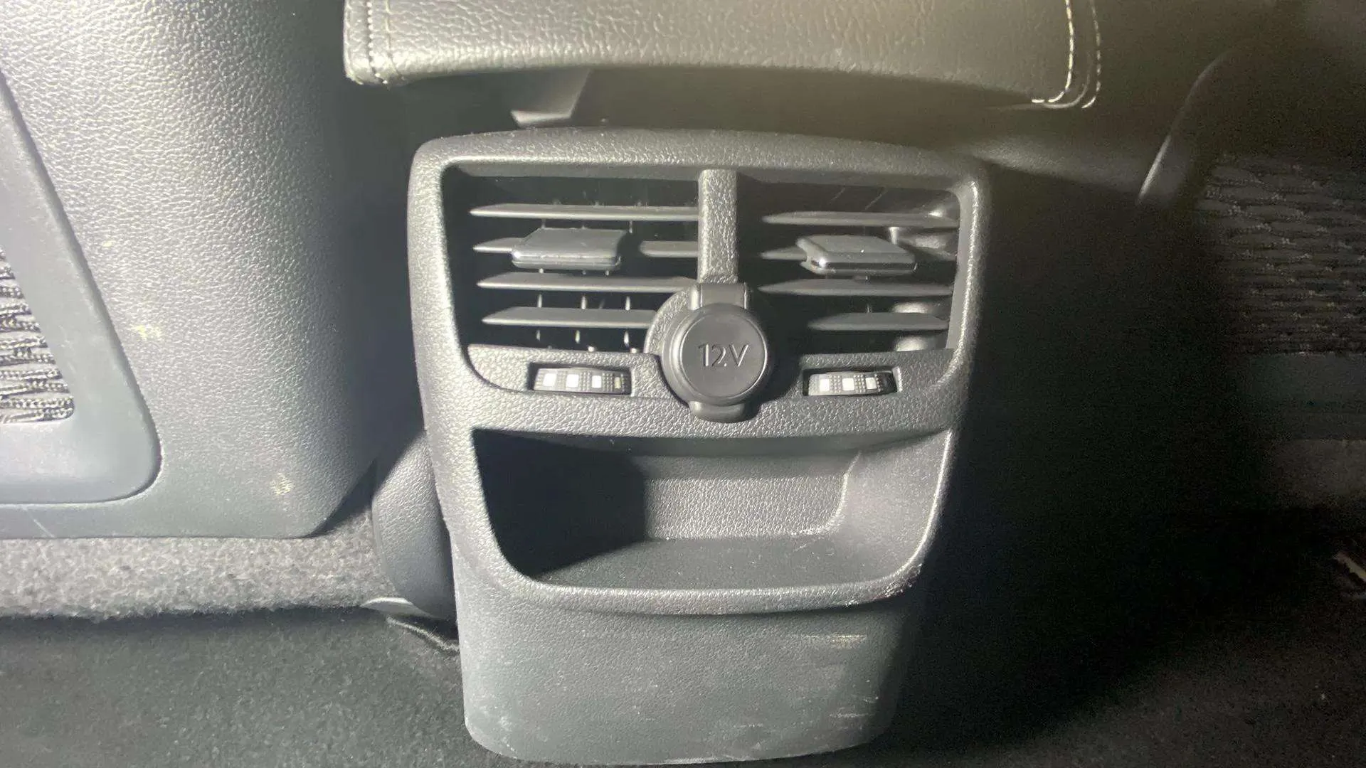 Peugeot 508 SW Active 1.6 BlueHDi - foto 28