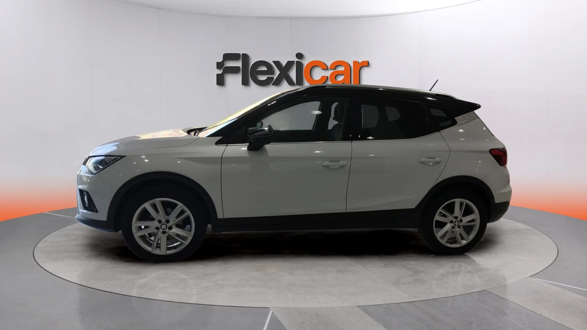 SEAT Arona 1.5 TSI FR - foto 5