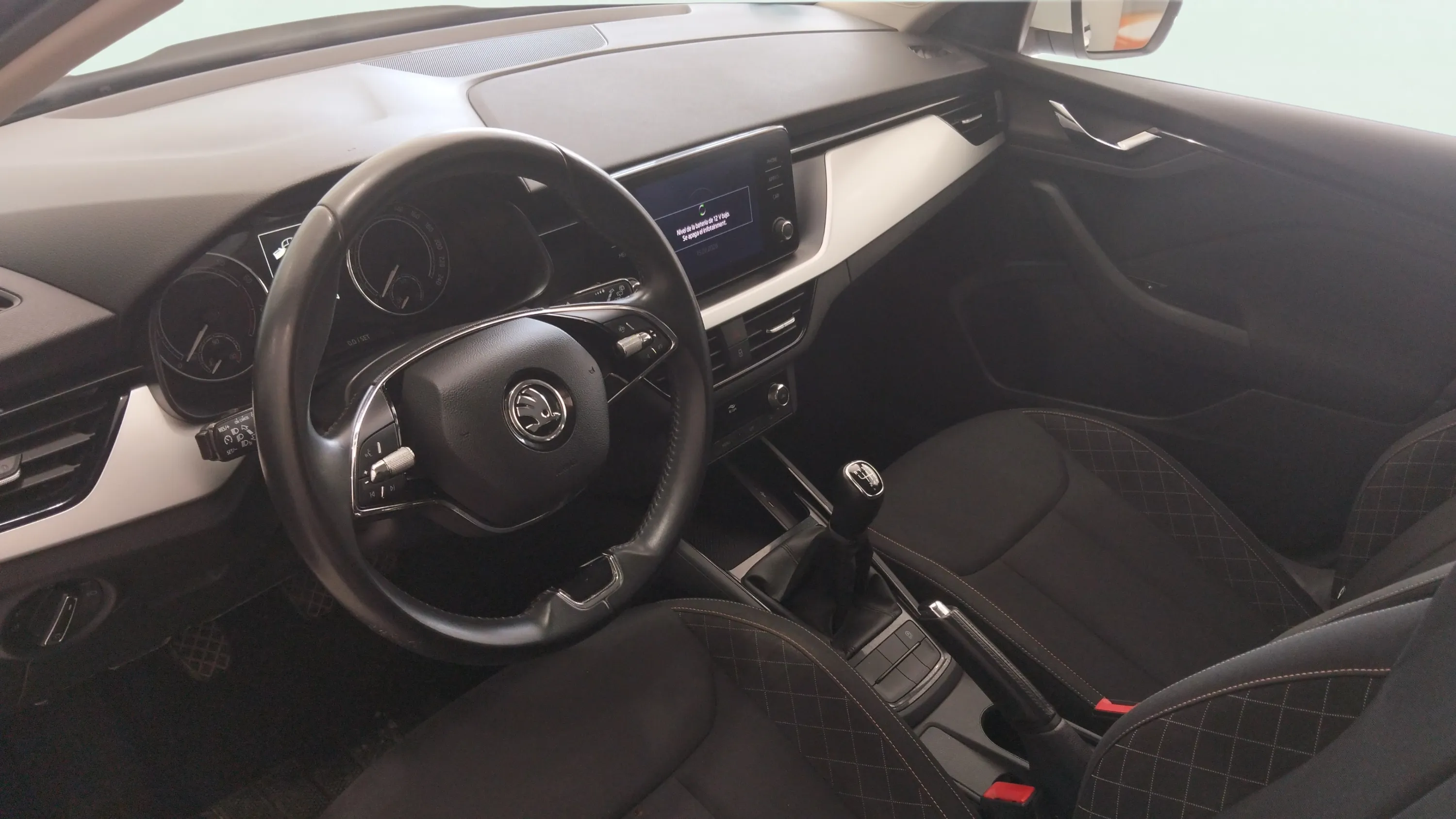 Škoda Kamiq 1.0 TSI Active - foto 7