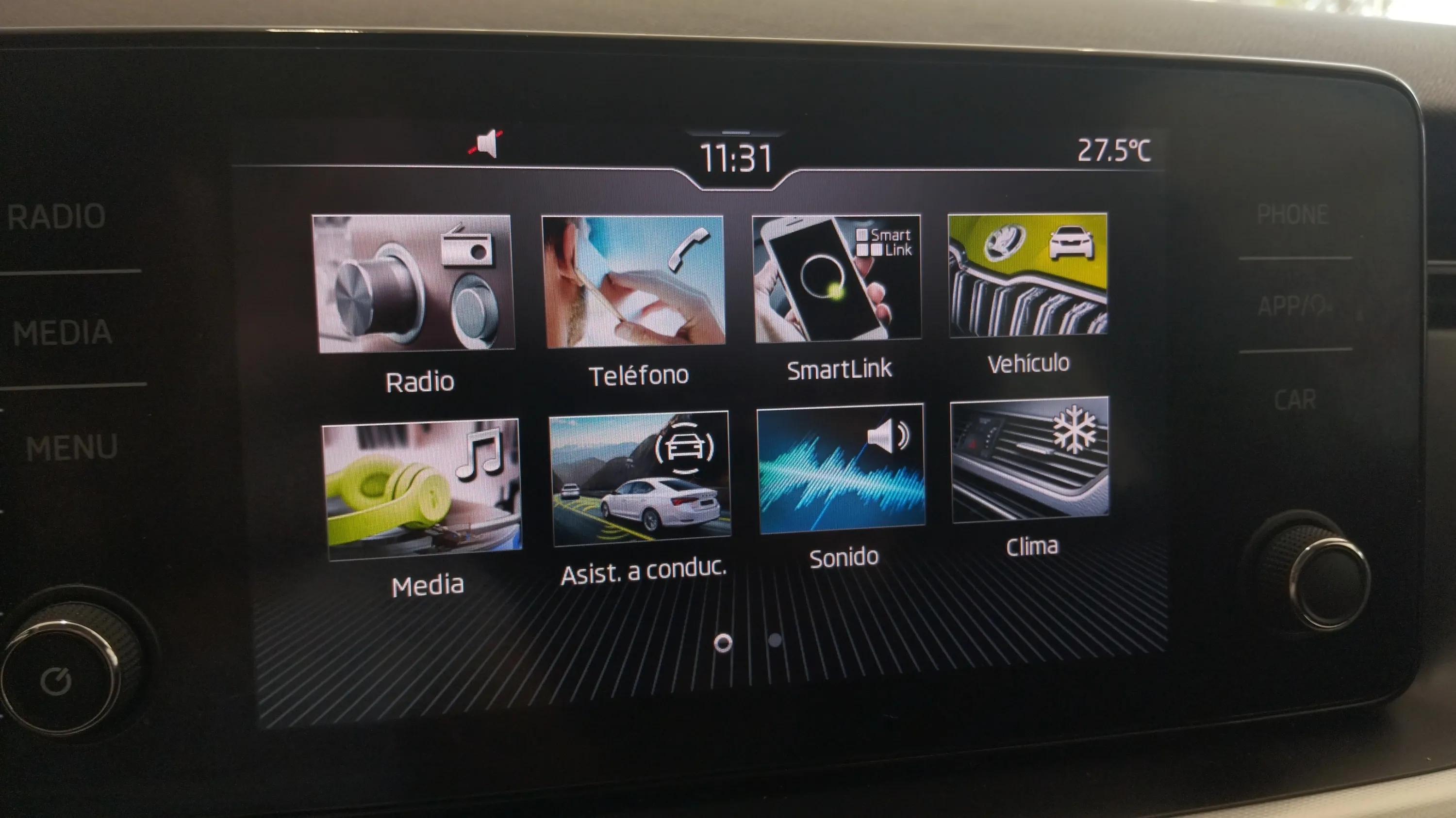 Škoda Kamiq 1.0 TSI Active - foto 18