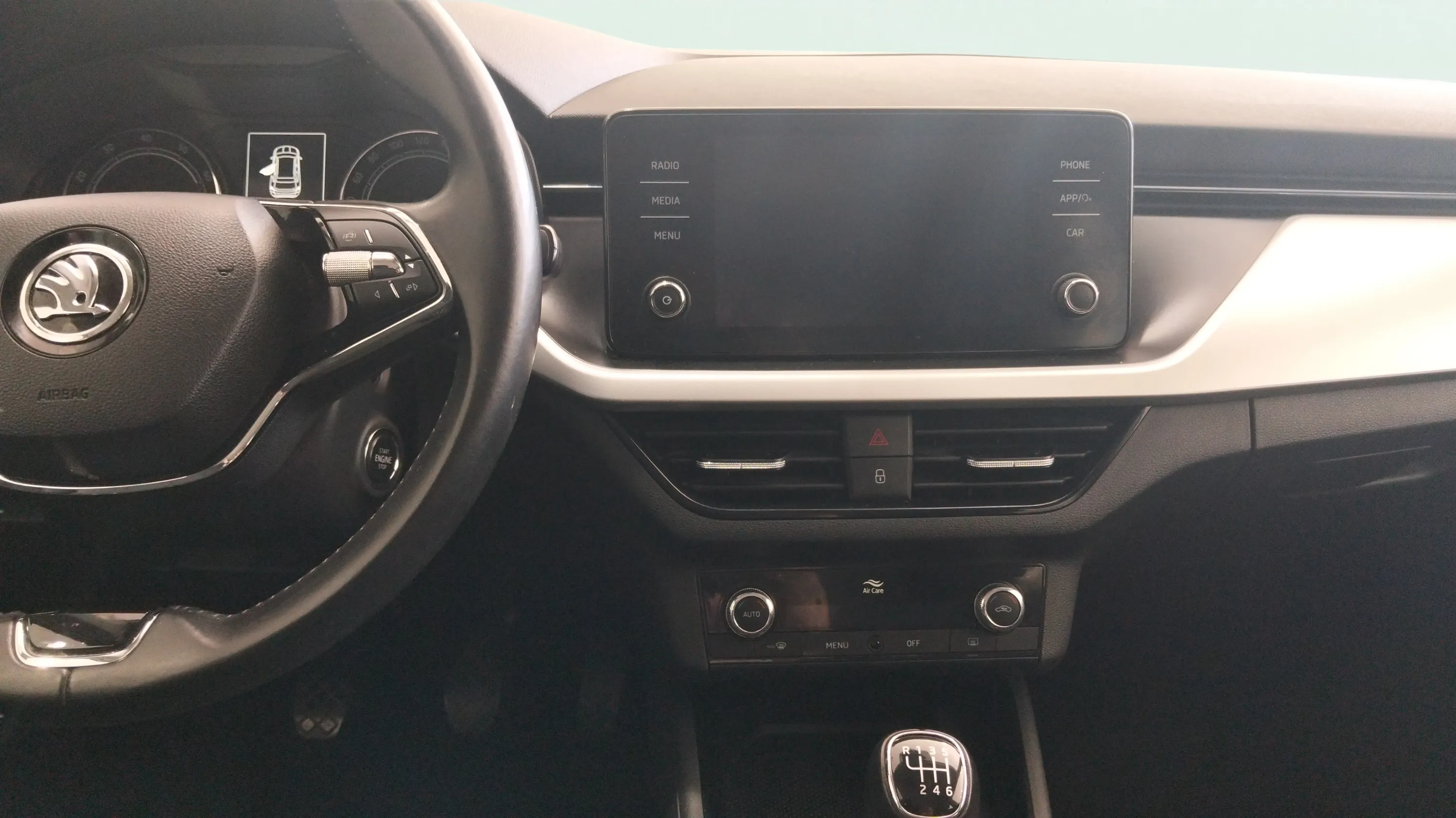 Škoda Kamiq 1.0 TSI Active - foto 12