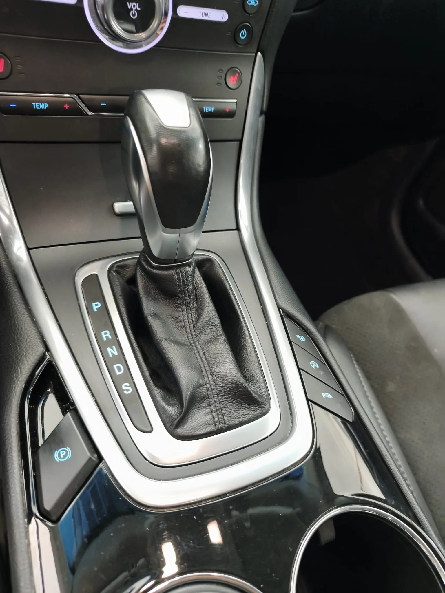 Ford Edge 2.0 TDCi ST-Line 4WD Pow - foto 10