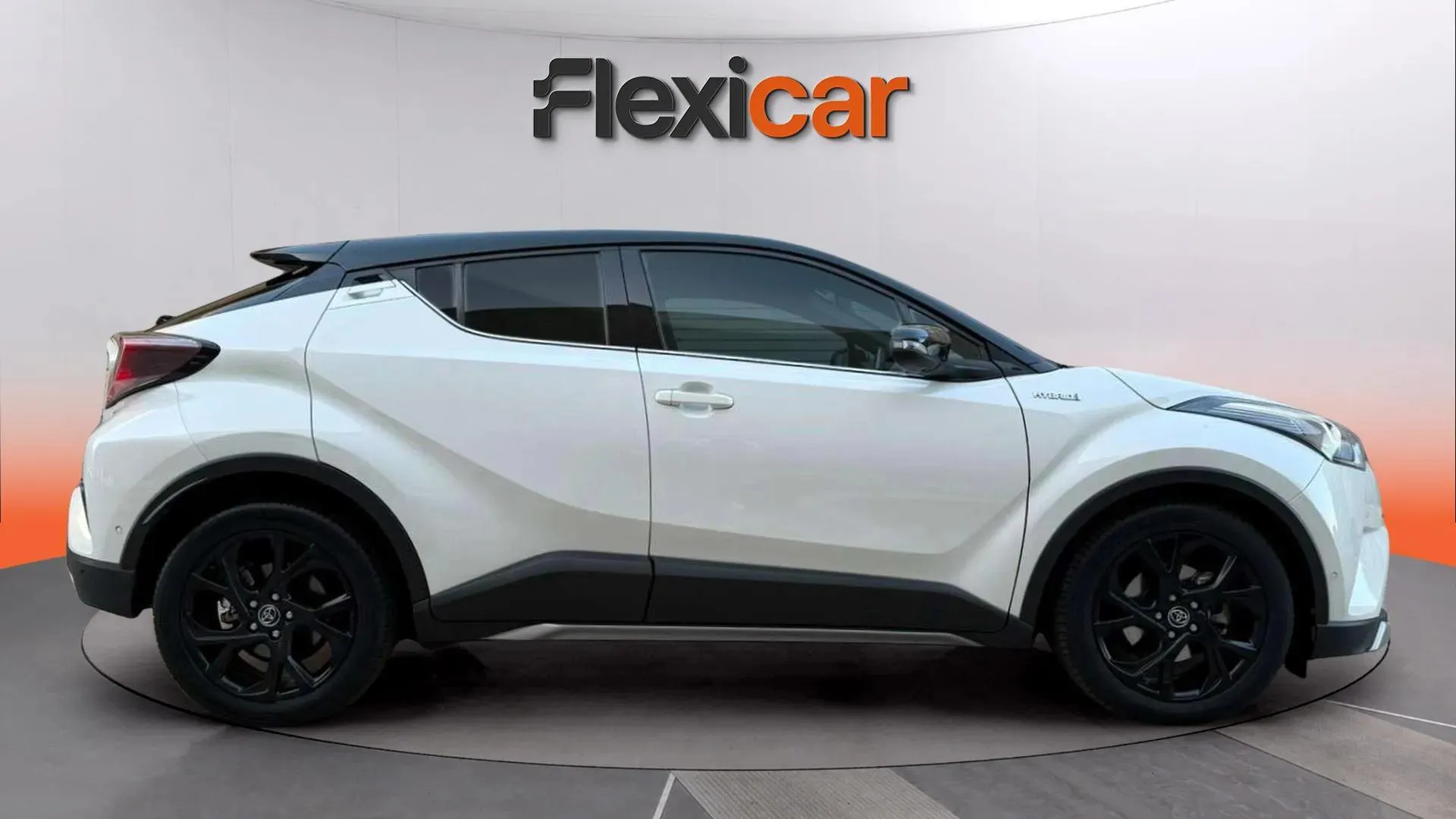 Toyota C-HR 1.8 125H Dynamic Plus - foto 2