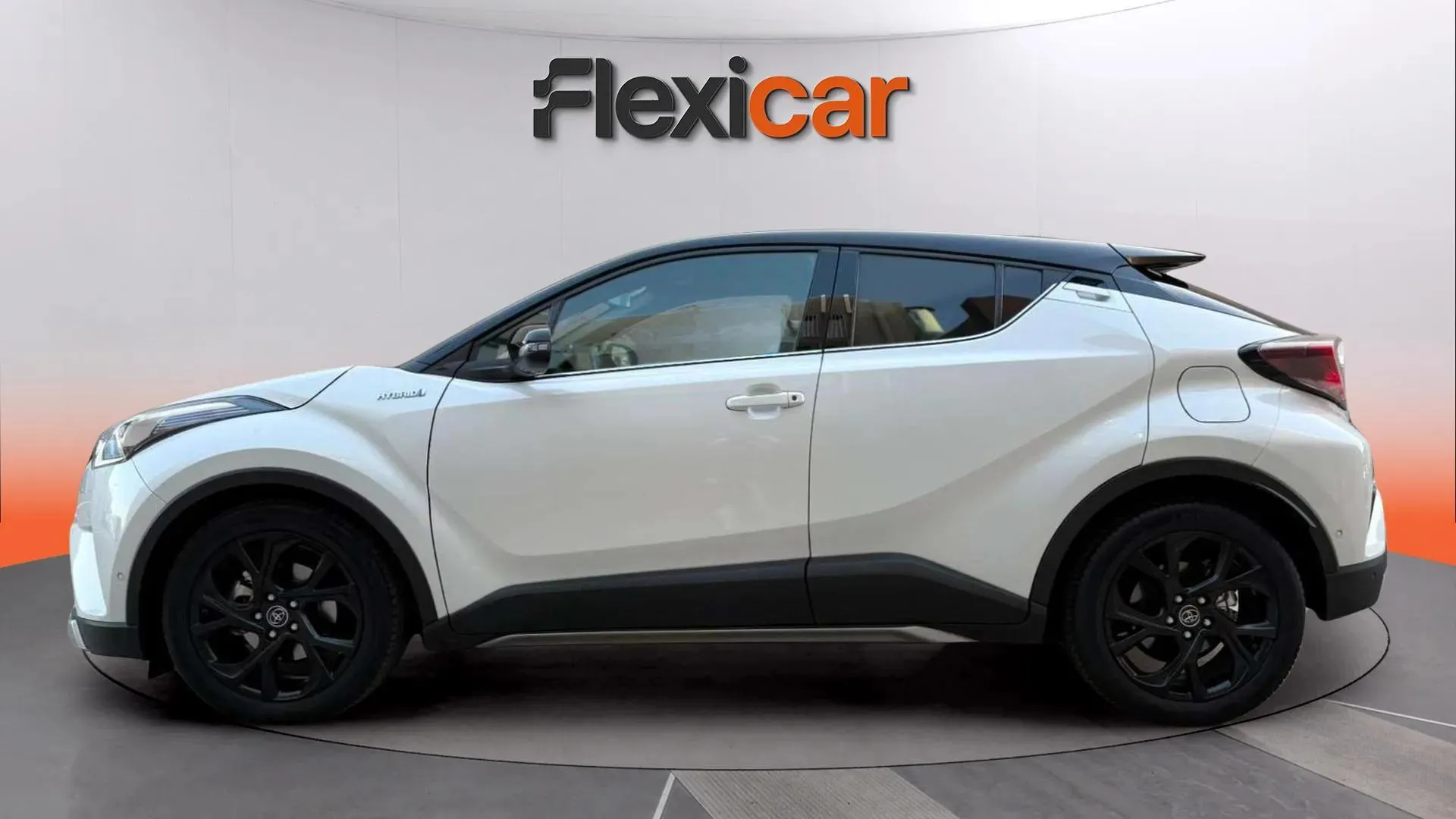 Toyota C-HR 1.8 125H Dynamic Plus - foto 6