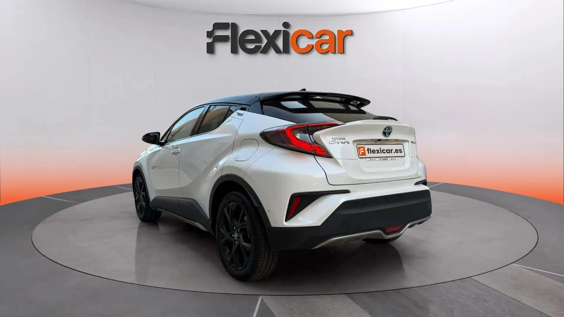 Toyota C-HR 1.8 125H Dynamic Plus - foto 5
