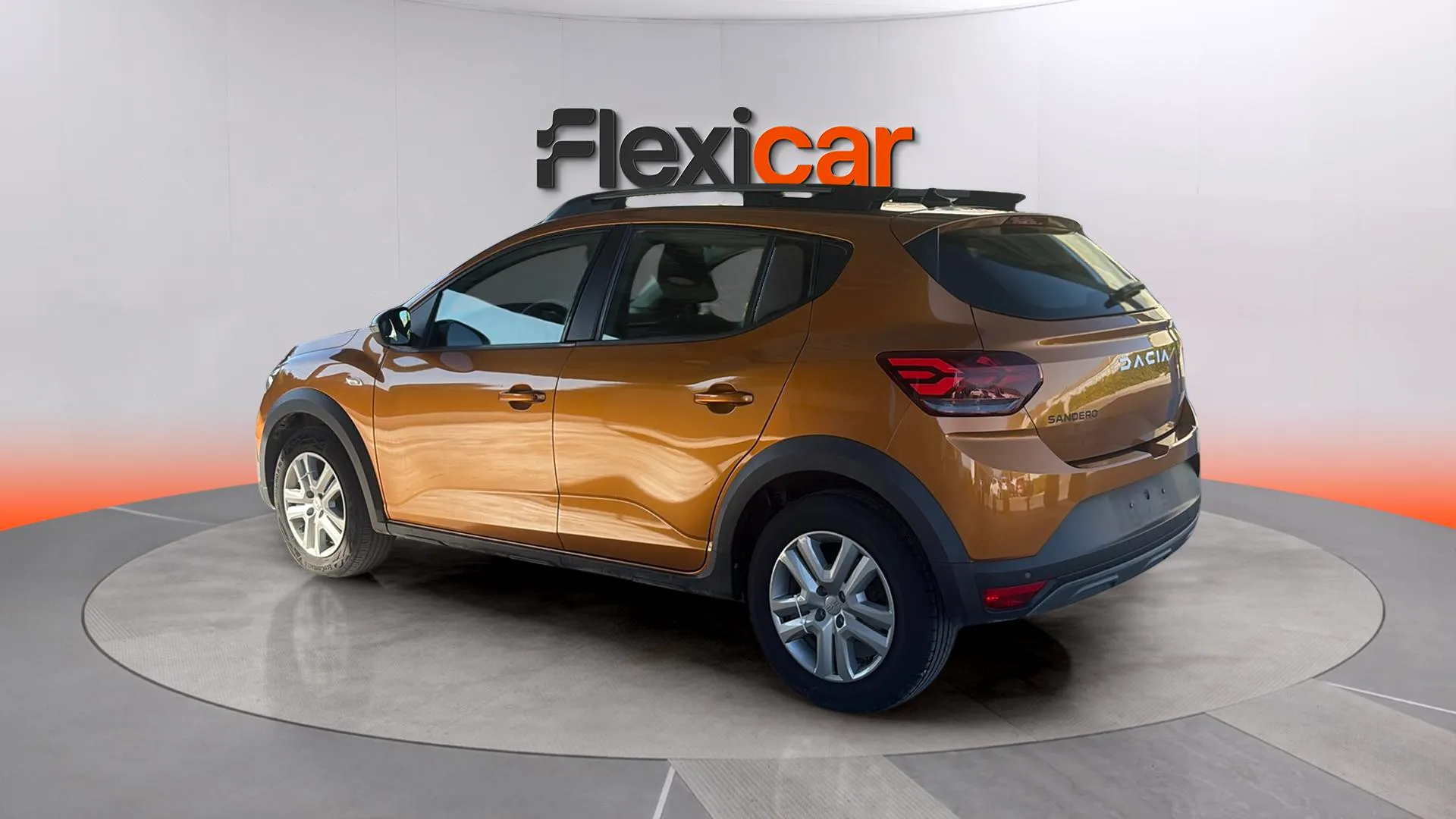 Dacia Sandero Stepway Essential TCe (90V) - foto 5