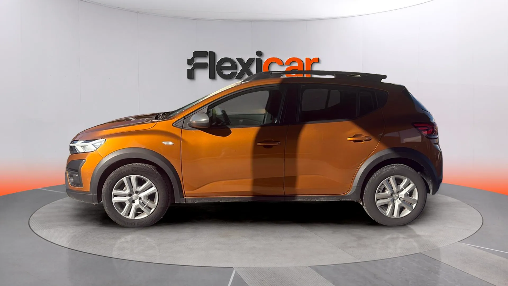 Dacia Sandero Stepway Essential TCe (90V) - foto 6