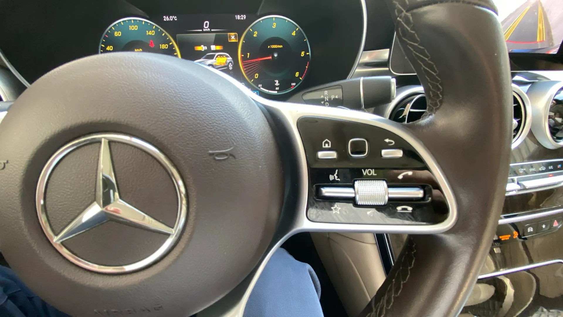 Mercedes-Benz GLC 220 d 4MATIC - foto 12